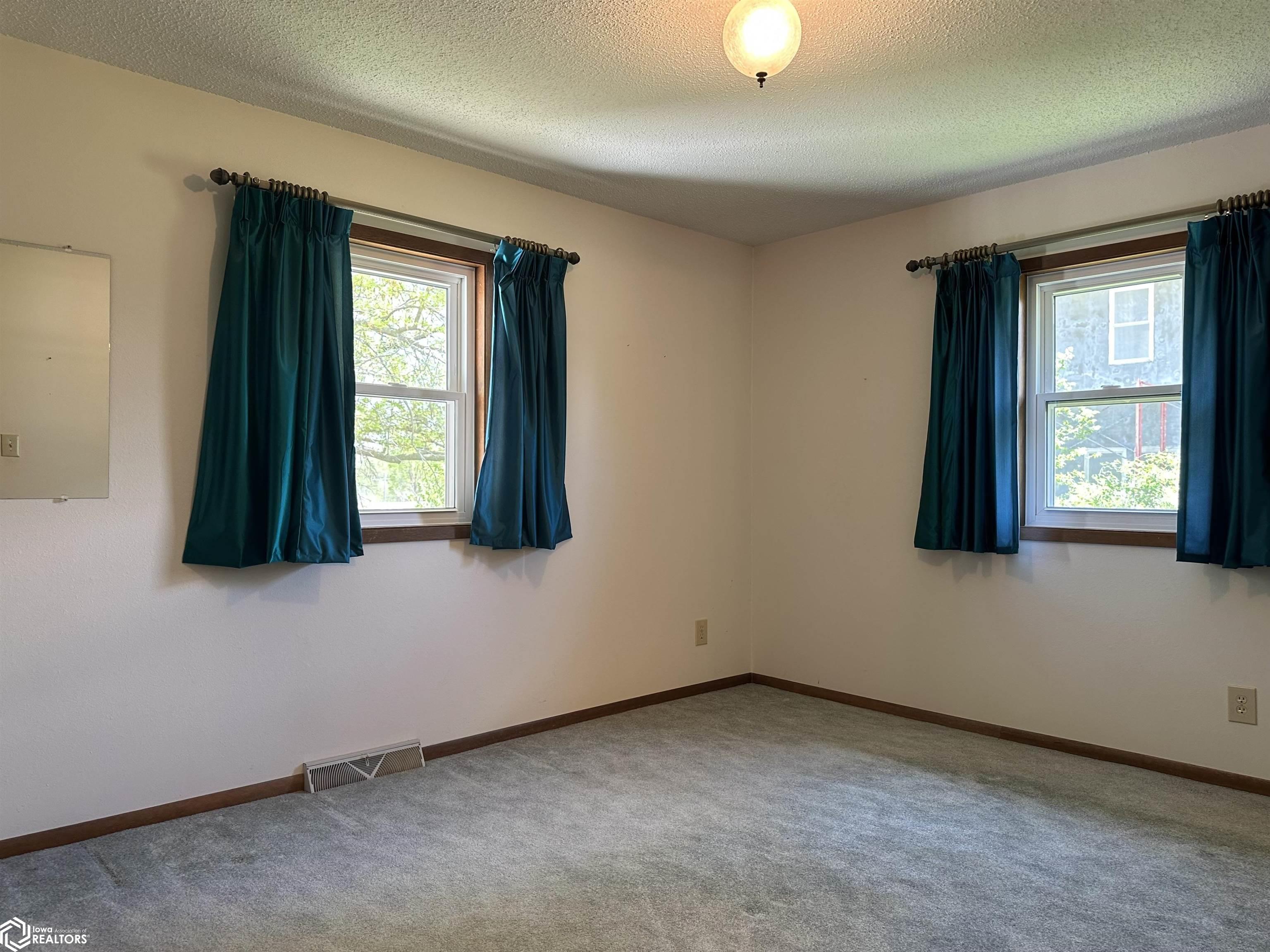 431 S 7th Street, Chariton, Iowa image 21