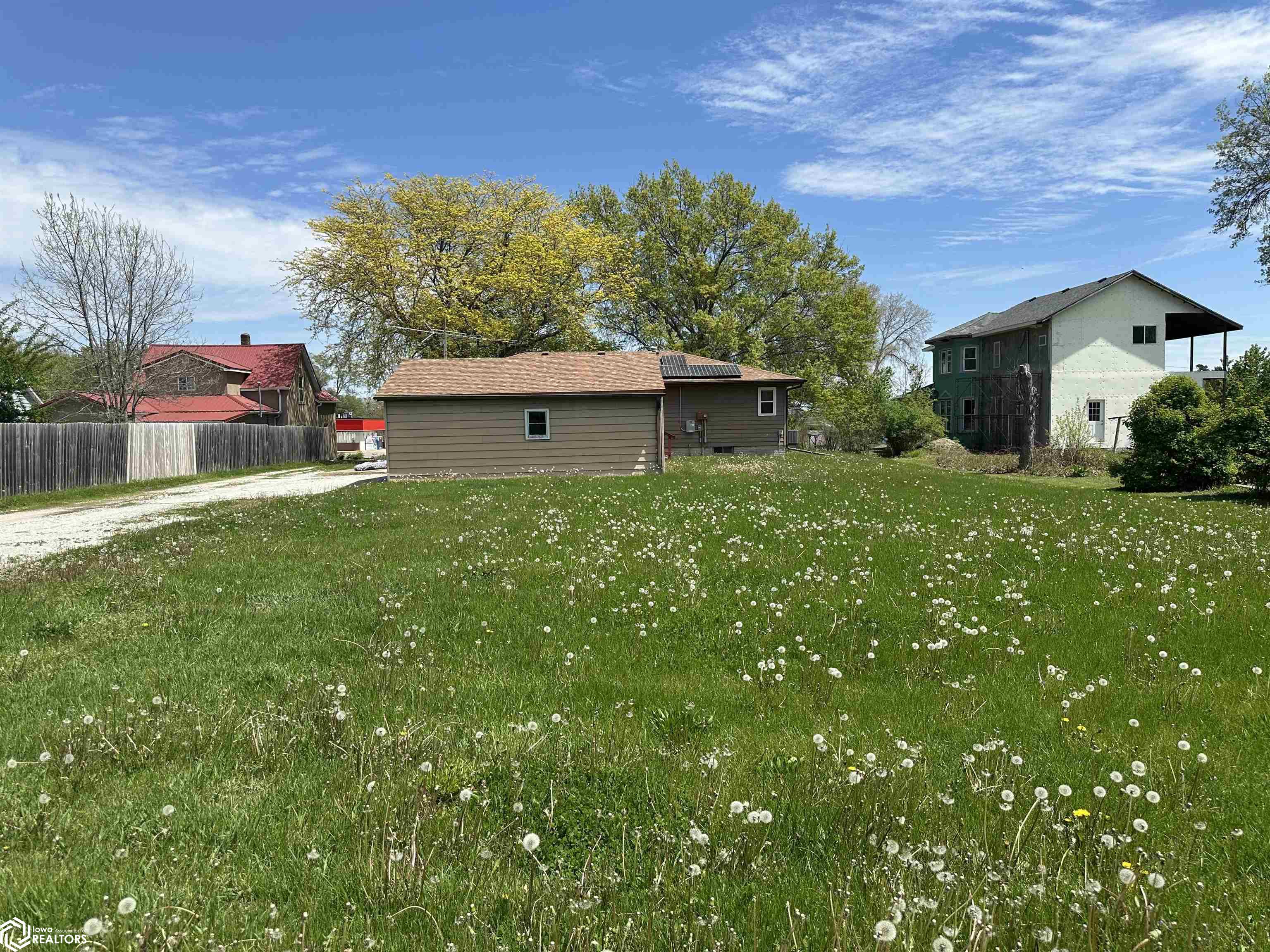 431 S 7th Street, Chariton, Iowa image 4