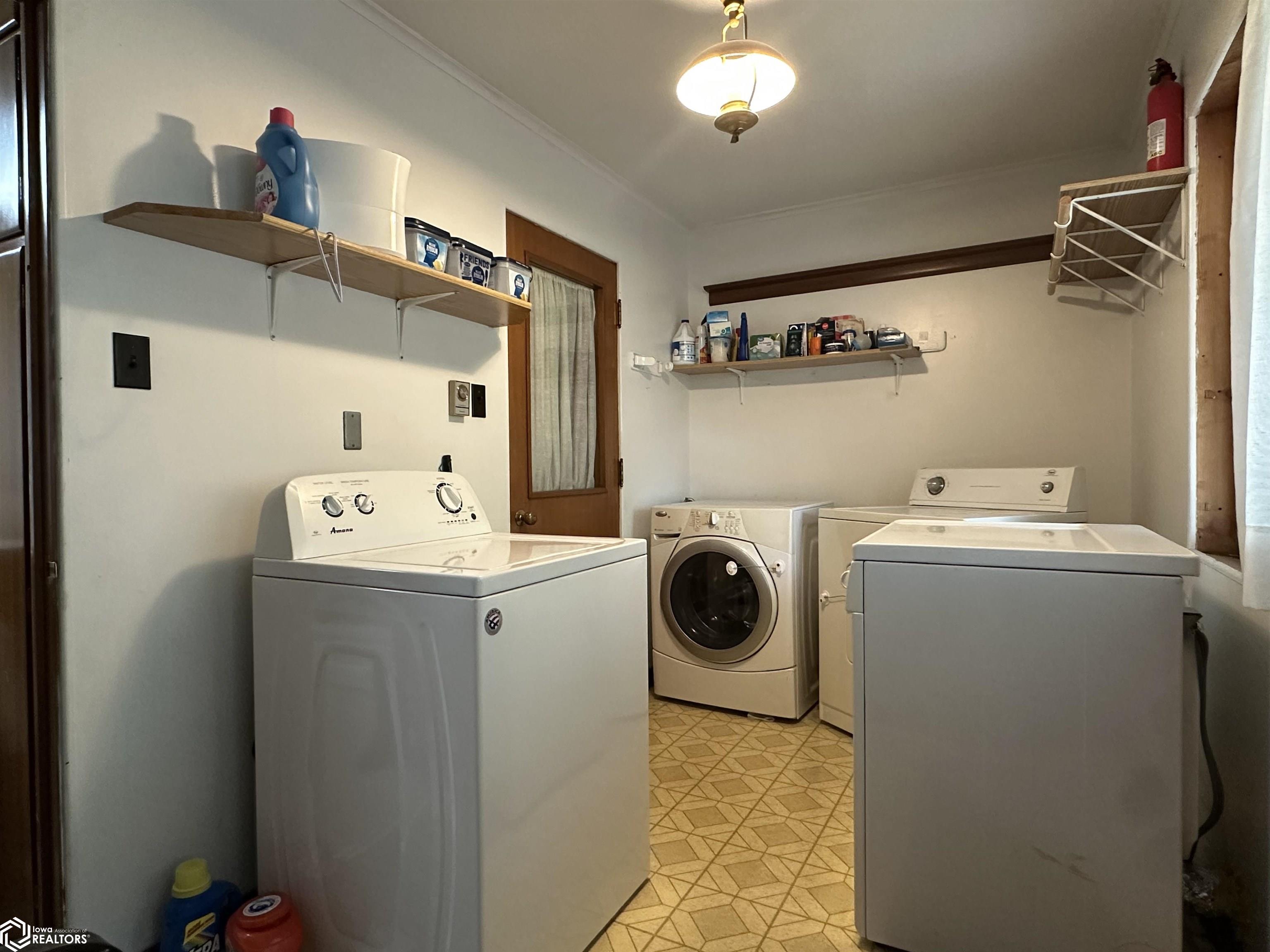 646 And 648 Osage Avenue, Chariton, Iowa image 9