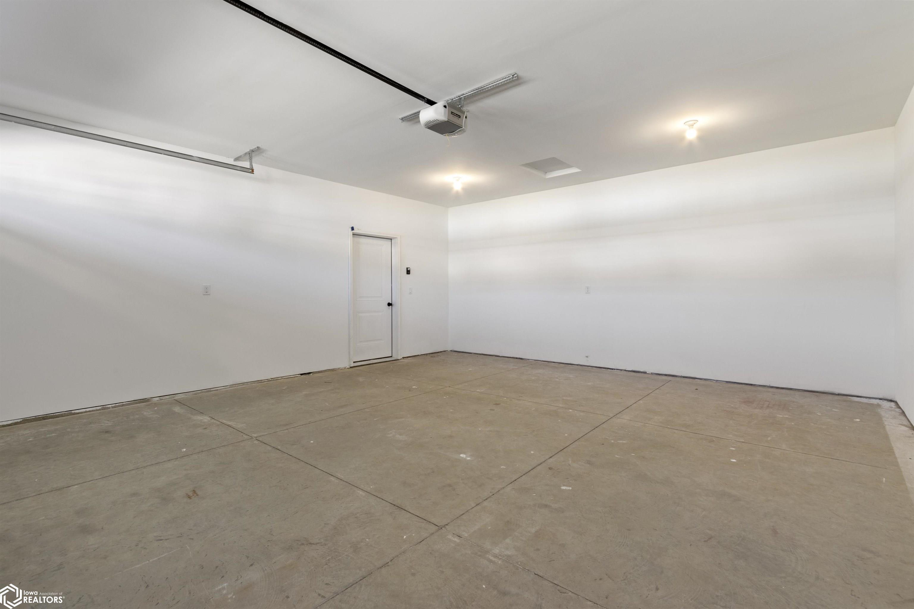 310 27th Pl S, Clear Lake, Iowa image 33