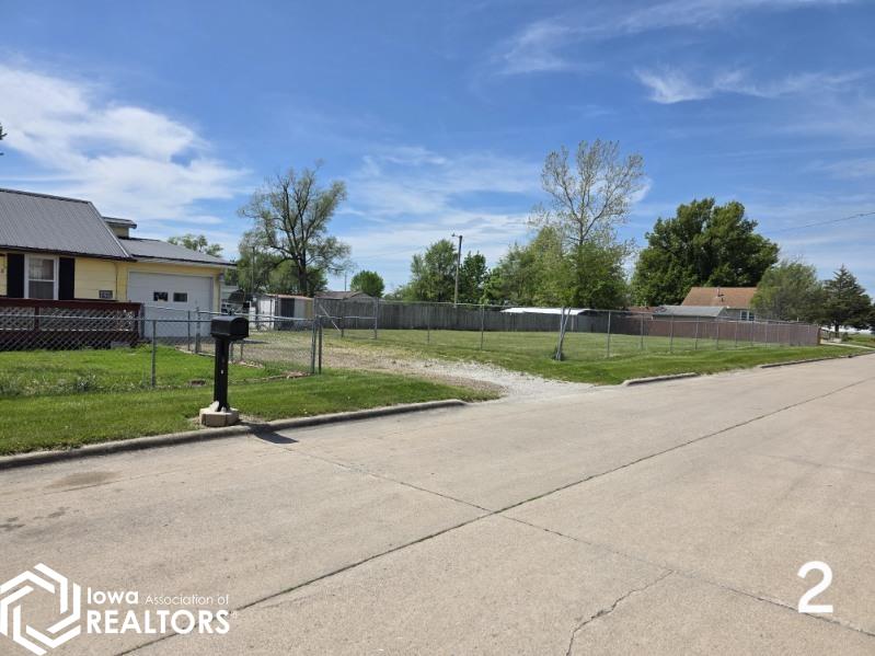 1208 Burns Ave, Ottumwa, Iowa image 2