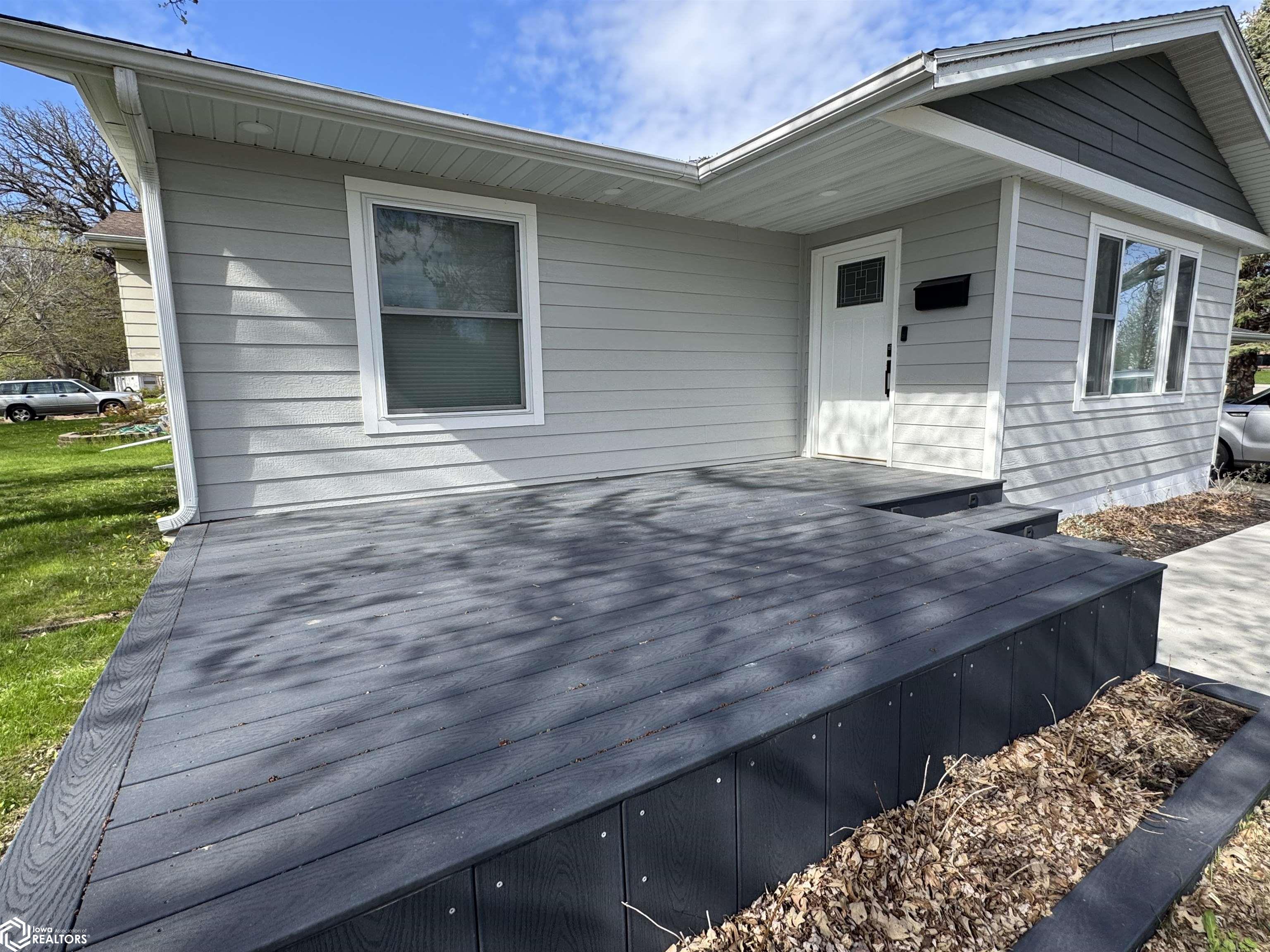 200 N 15th St, Clear Lake, Iowa image 3
