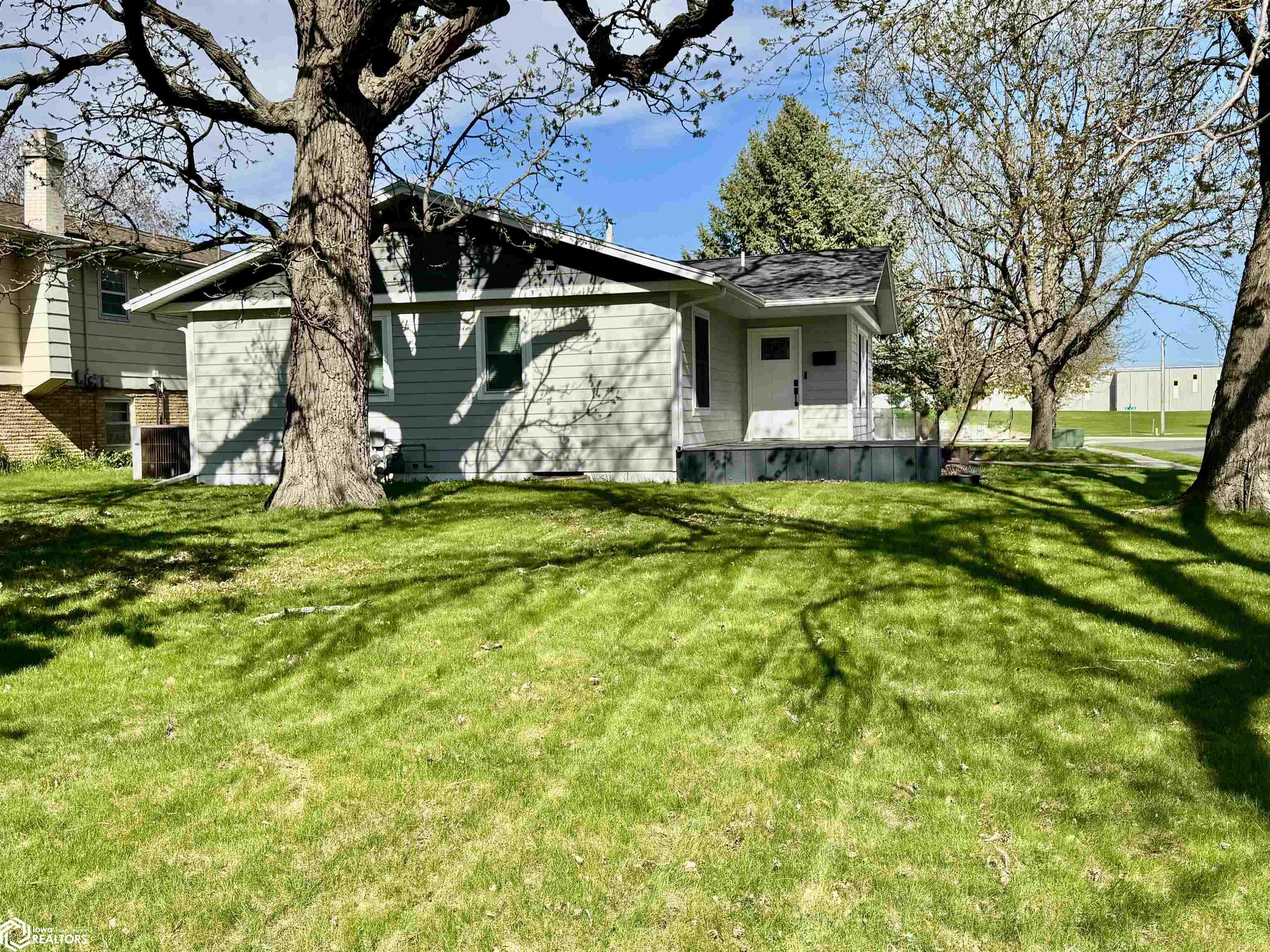 200 N 15th St, Clear Lake, Iowa image 6