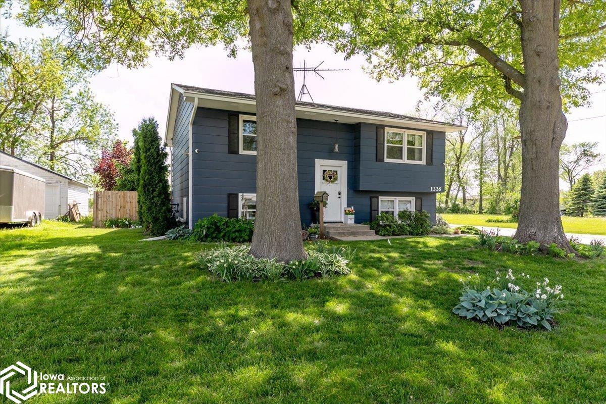 1326 Davis Avenue, Grinnell, Iowa image 18