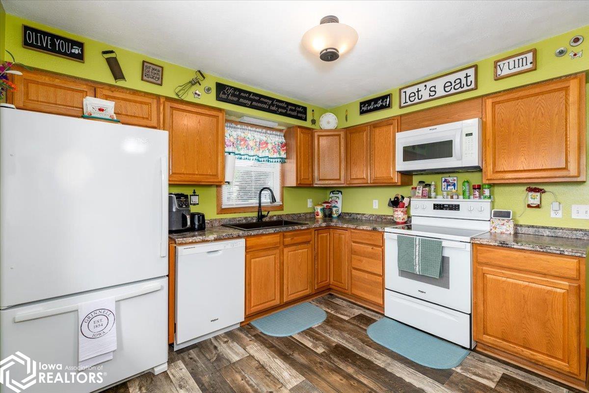 1326 Davis Avenue, Grinnell, Iowa image 6