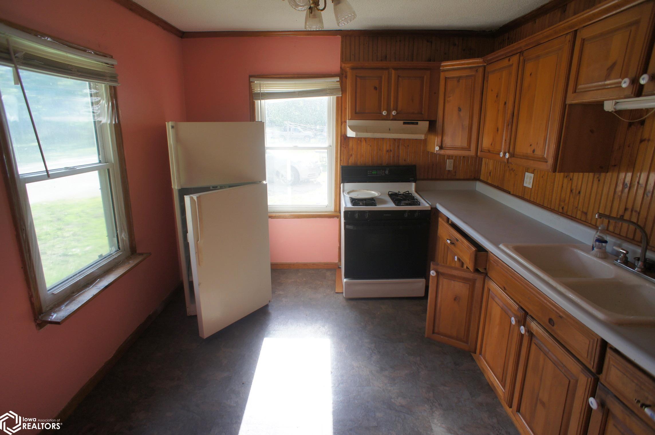 1115 John Street, Webster City, Iowa image 5