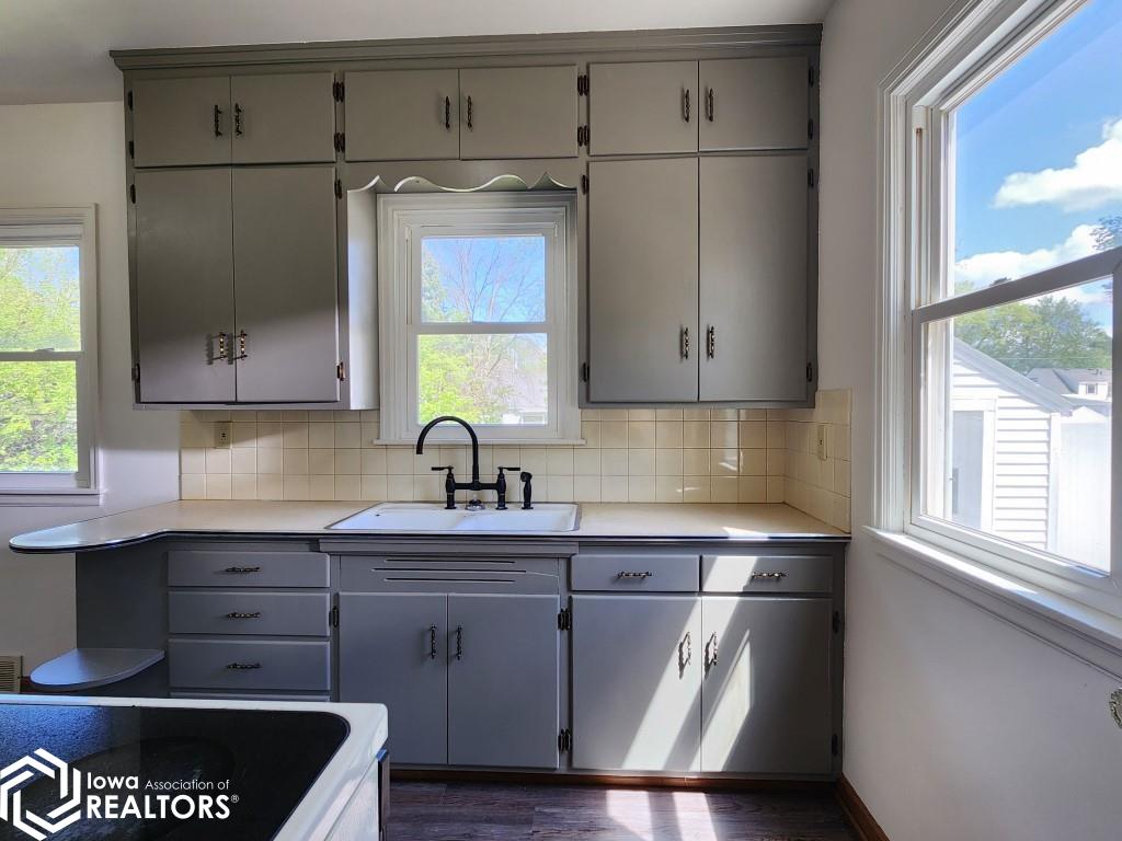722 3rd Street, Mason City, Iowa image 7