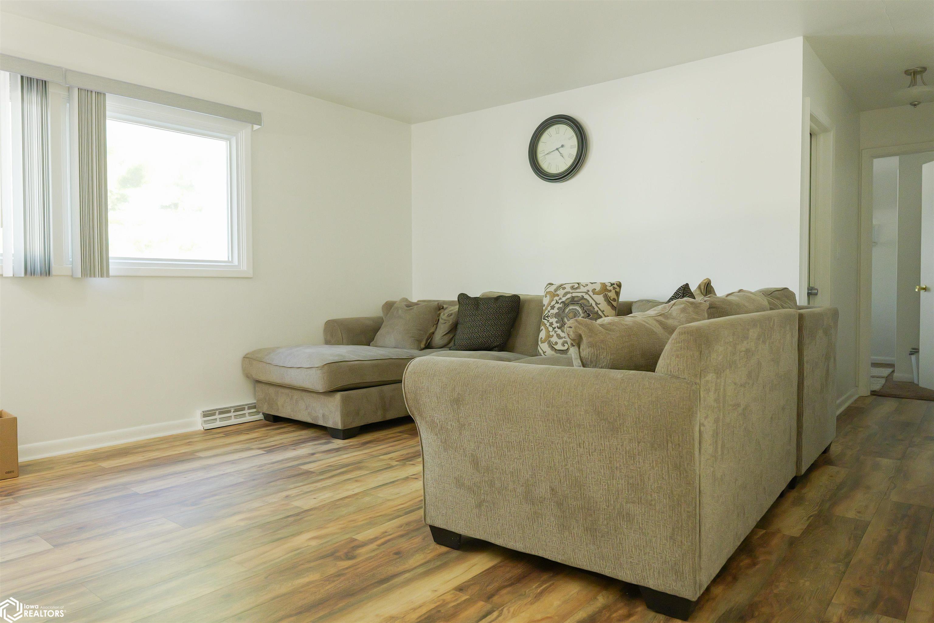 418 Neva Place, West Burlington, Iowa image 10