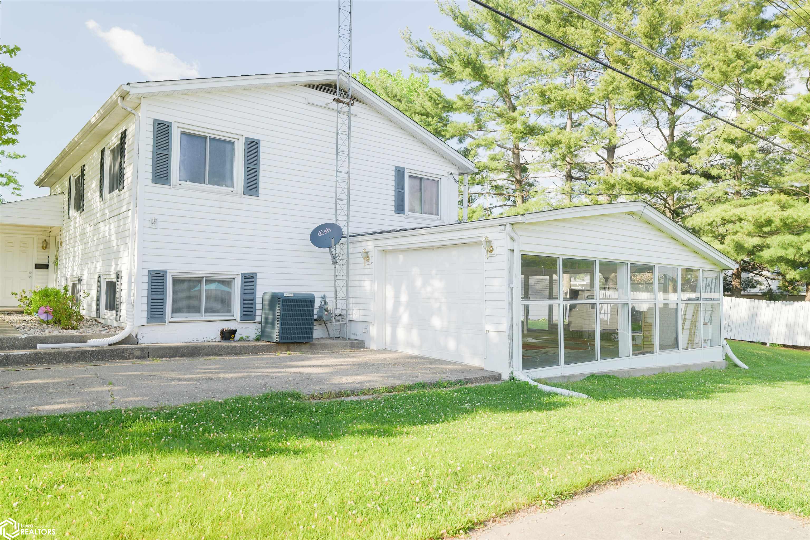 418 Neva Place, West Burlington, Iowa image 4