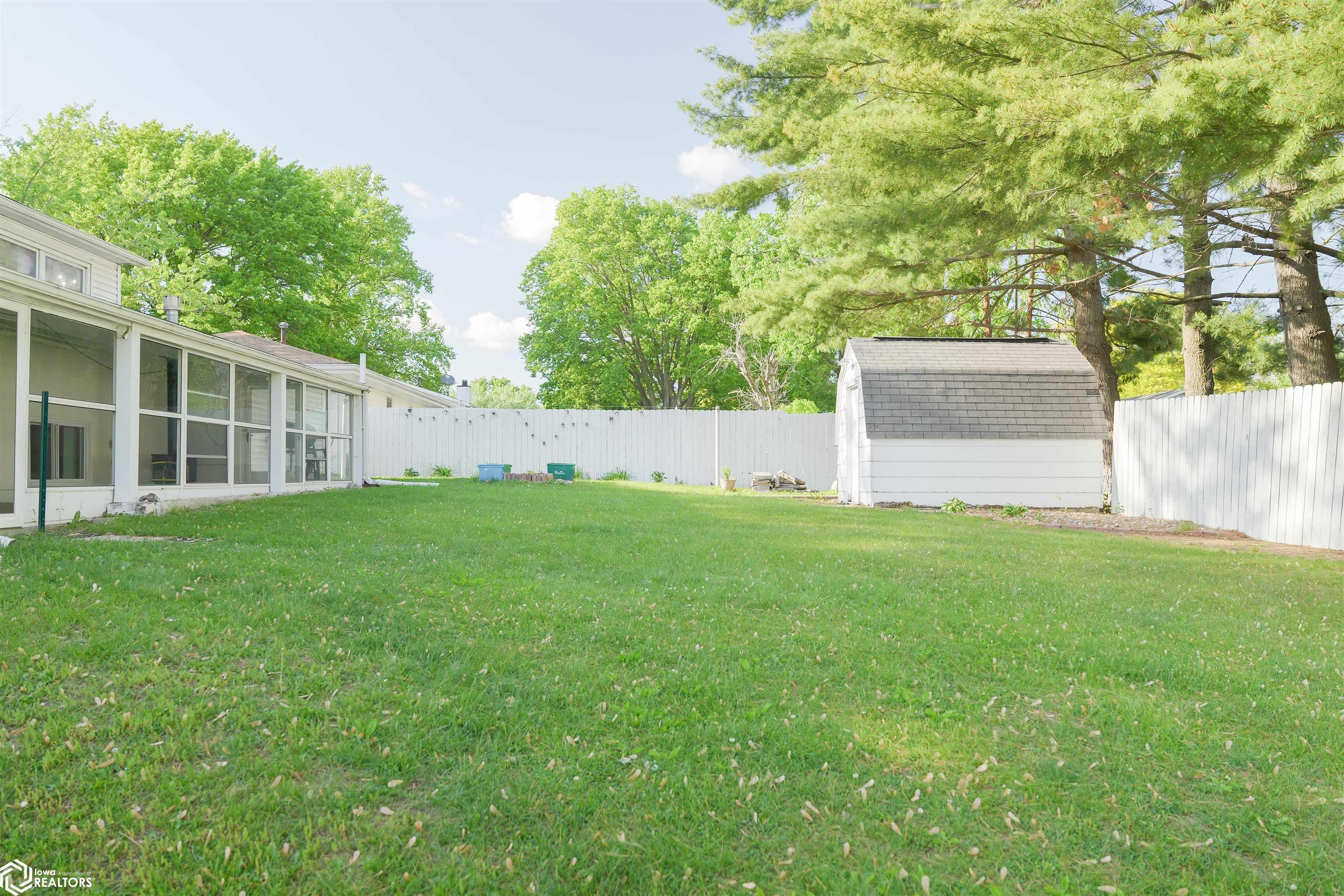 418 Neva Place, West Burlington, Iowa image 7