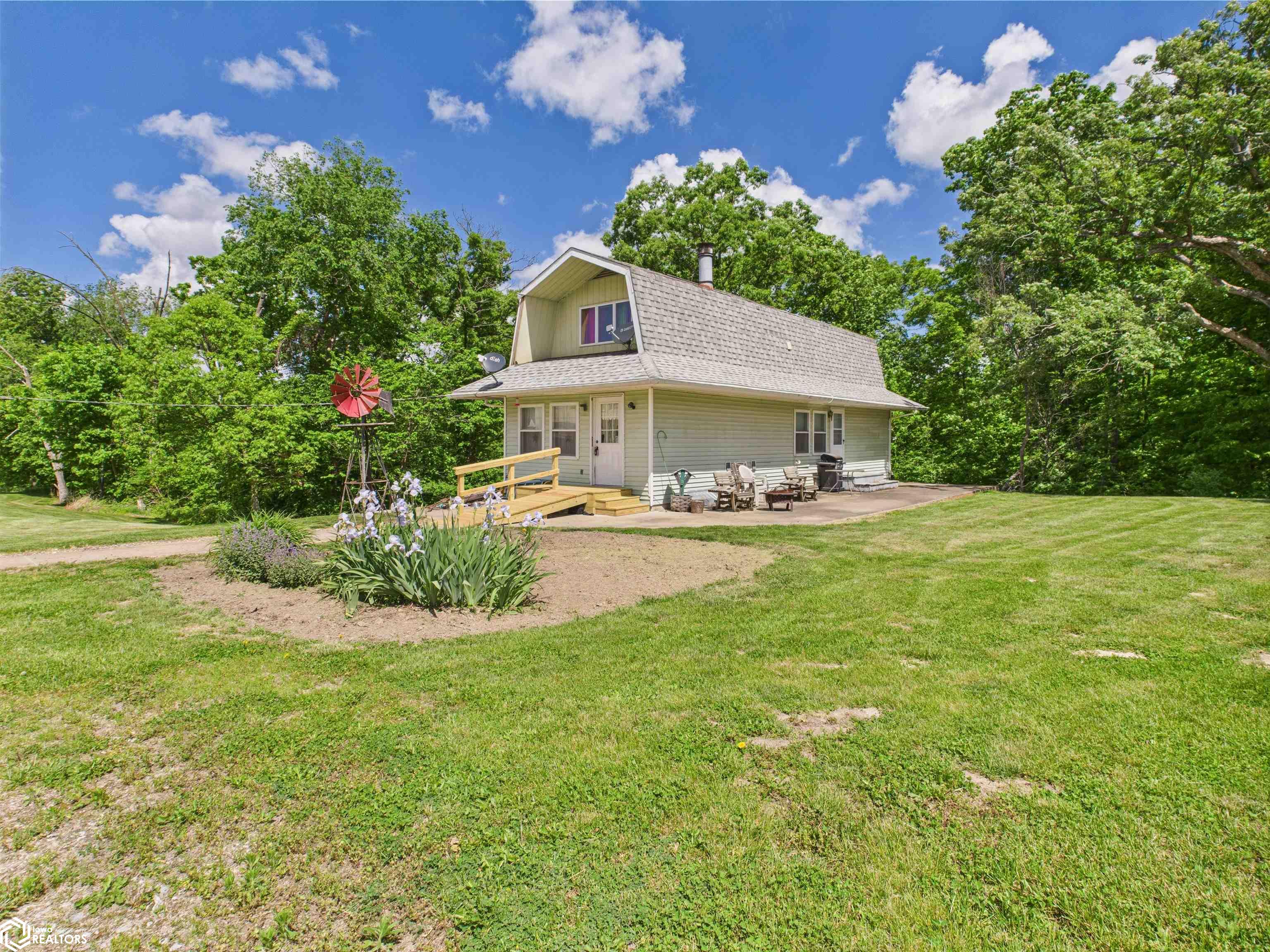 2317 Walker Lane, Keokuk, Iowa image 2