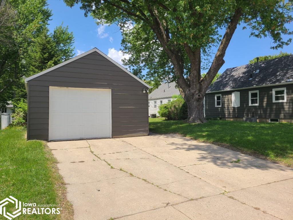 685 14th Street, Mason City, Iowa image 18