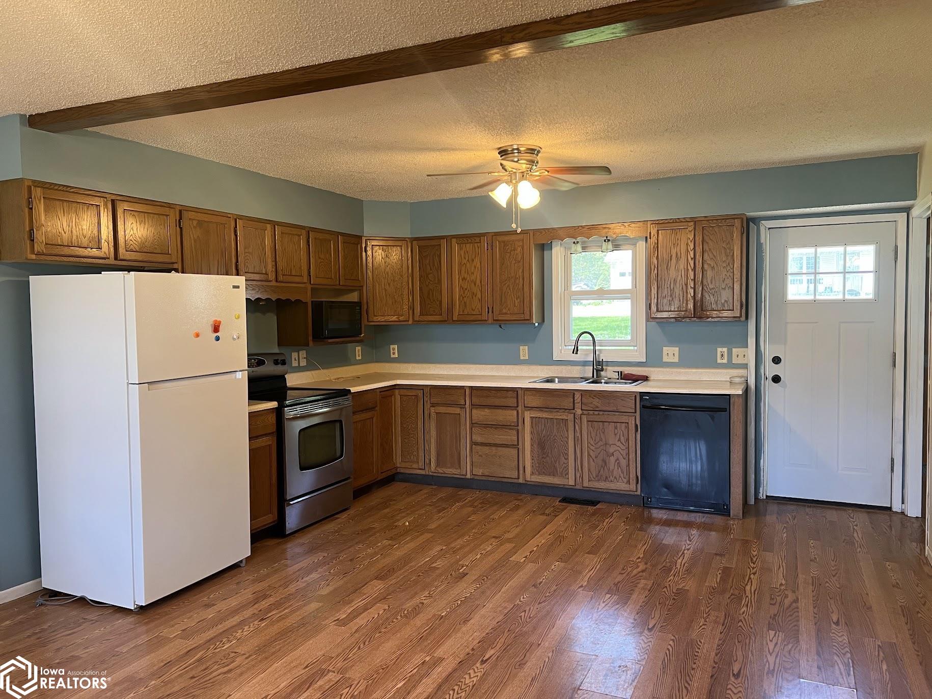 401 NW 4th Street, Decatur, Iowa image 3