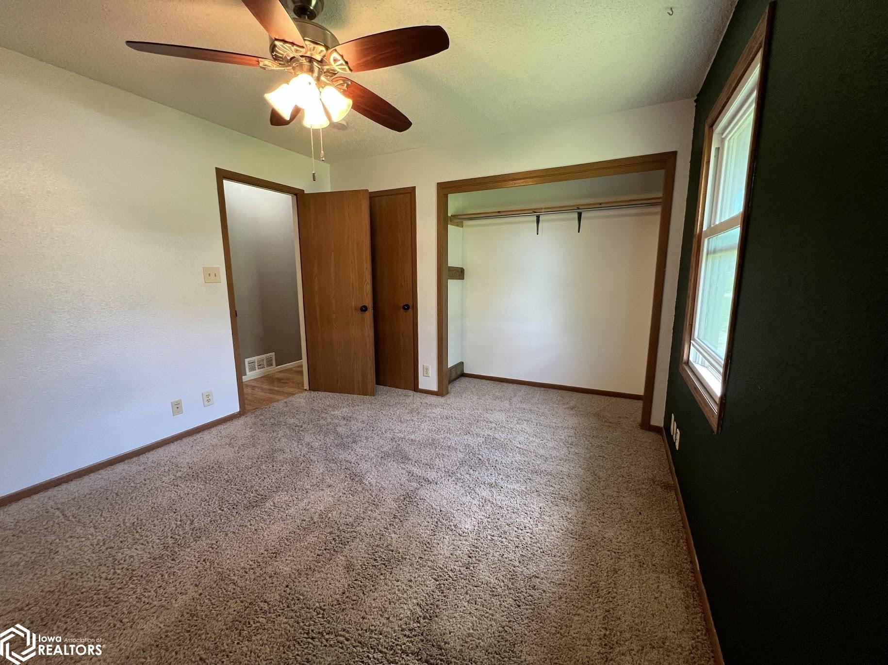 401 NW 4th Street, Decatur, Iowa image 8