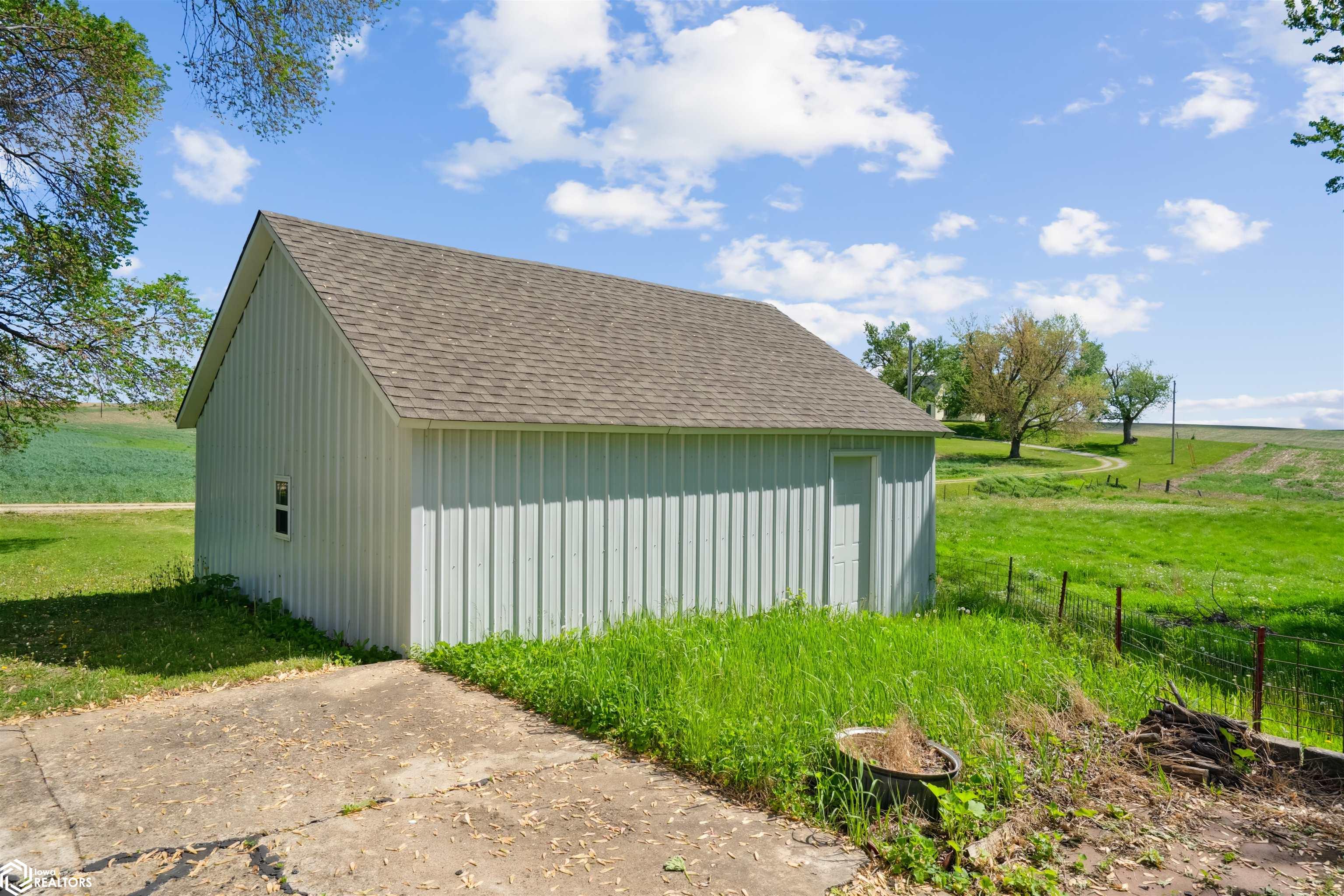 104 Roosevelt Street, Marshalltown, Iowa image 19