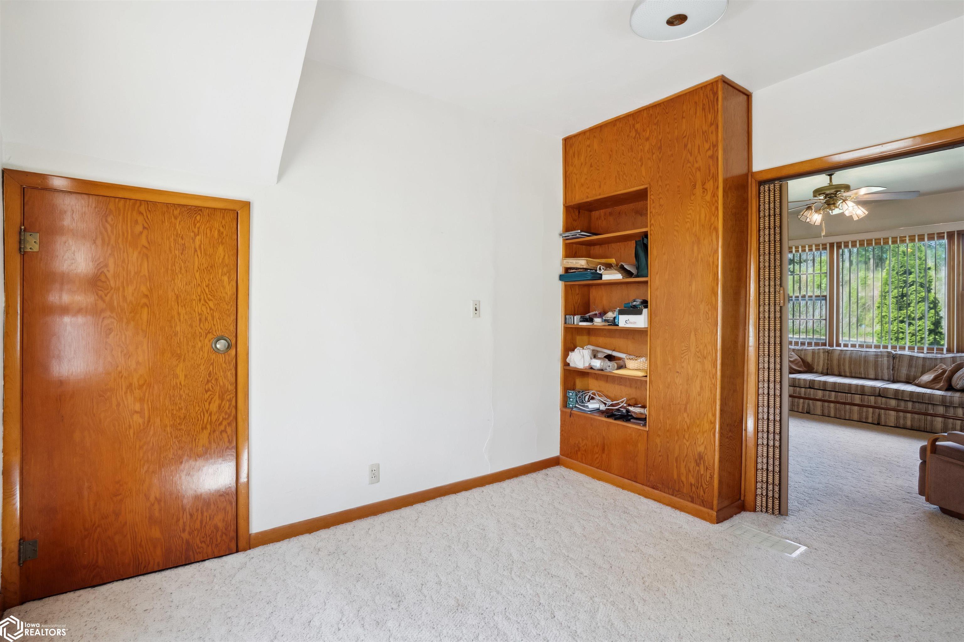 104 Roosevelt Street, Marshalltown, Iowa image 10