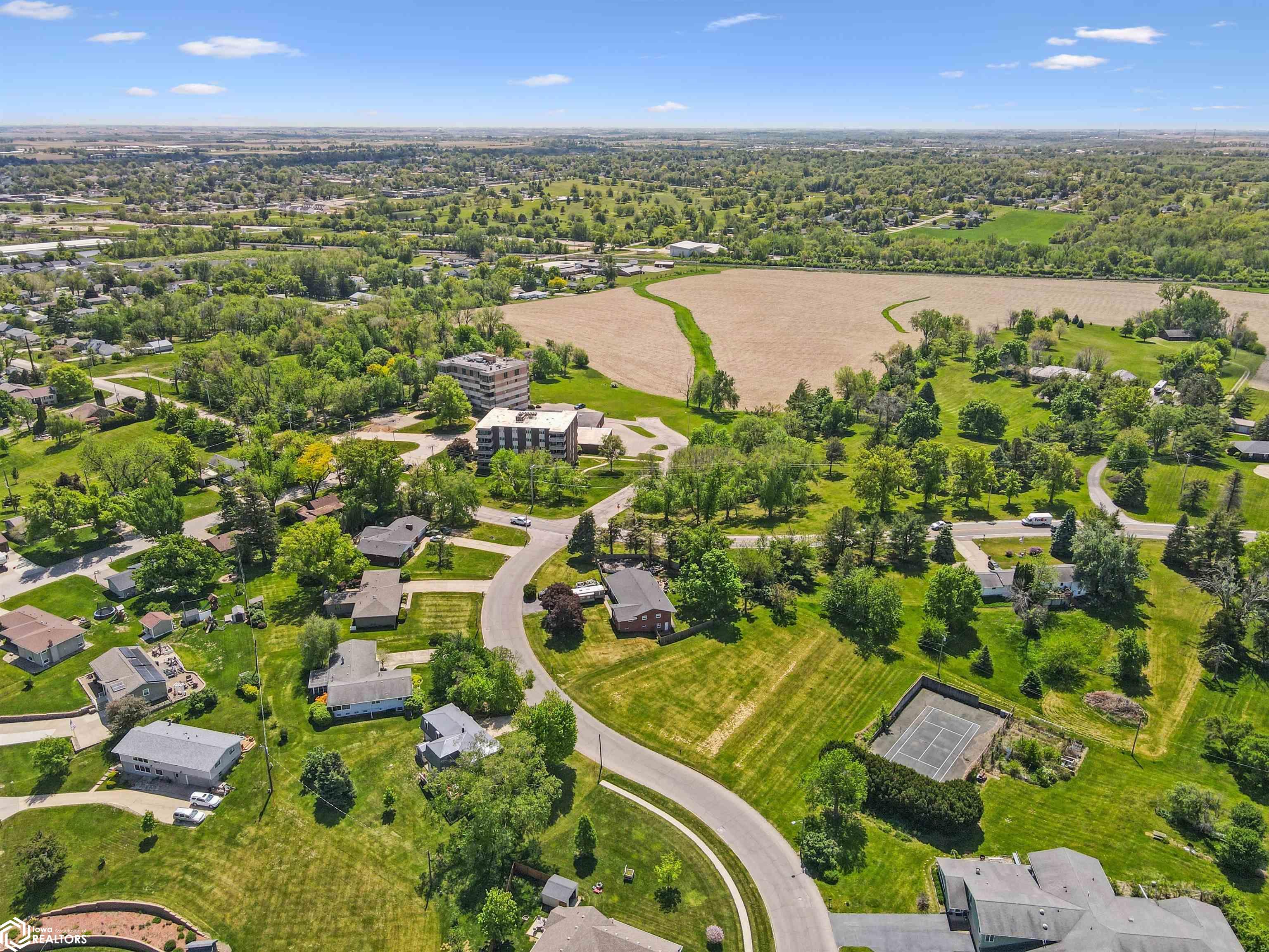 513 Brentwood Road, Marshalltown, Iowa image 9