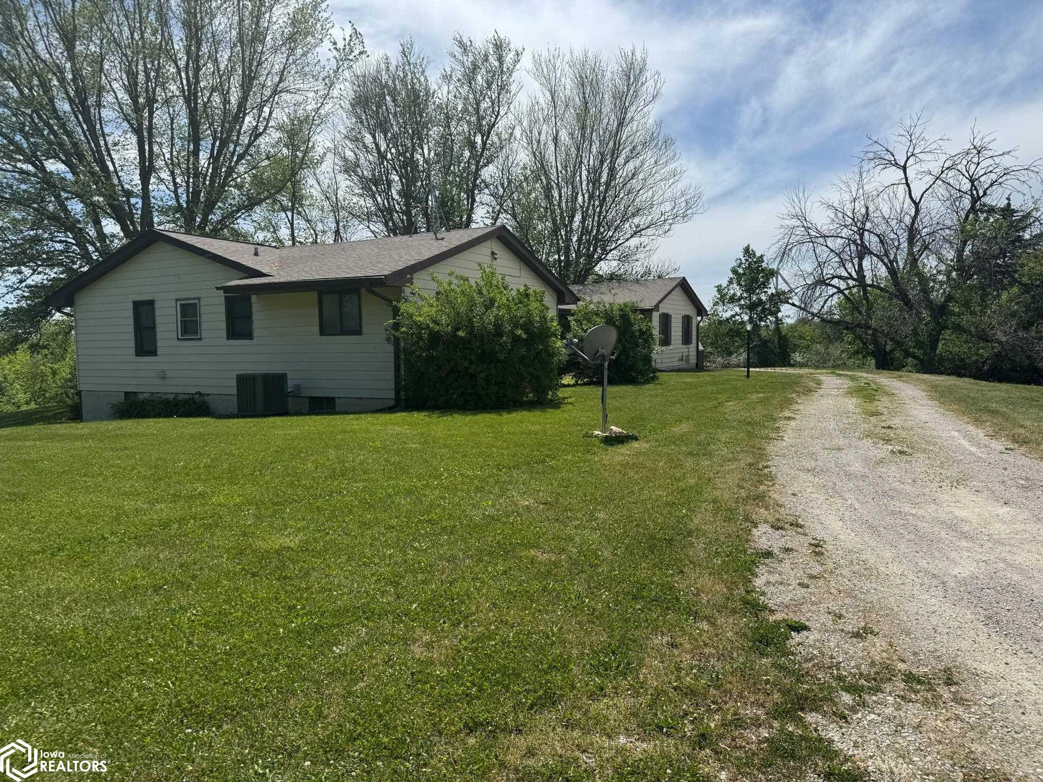 23529 540th Street, Centerville, Iowa image 17