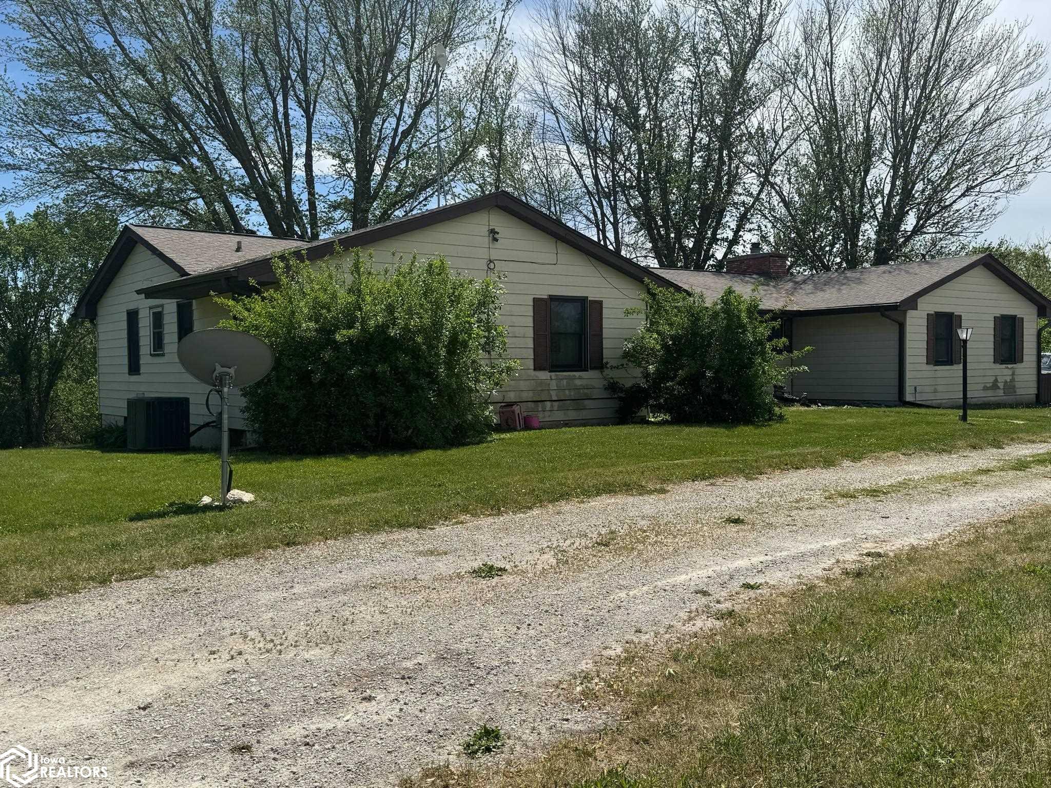23529 540th Street, Centerville, Iowa image 21