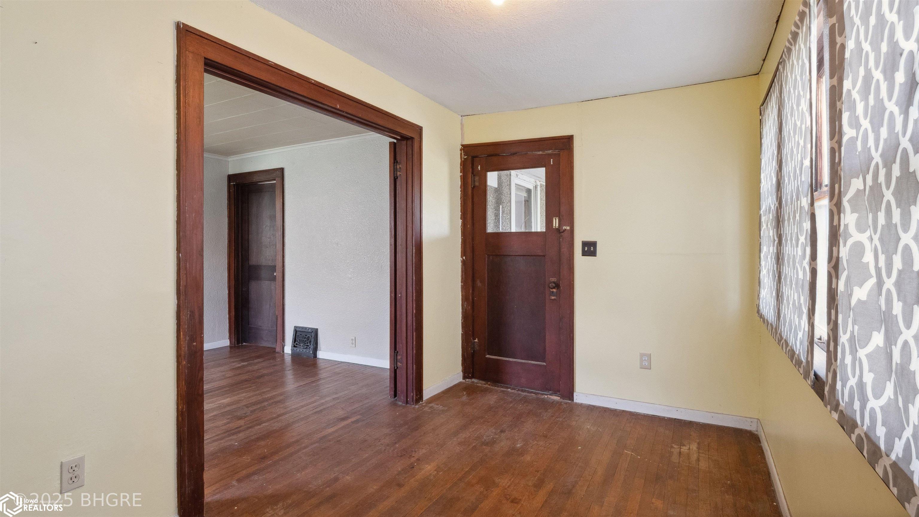 1305 N 7th Street, Chariton, Iowa image 17