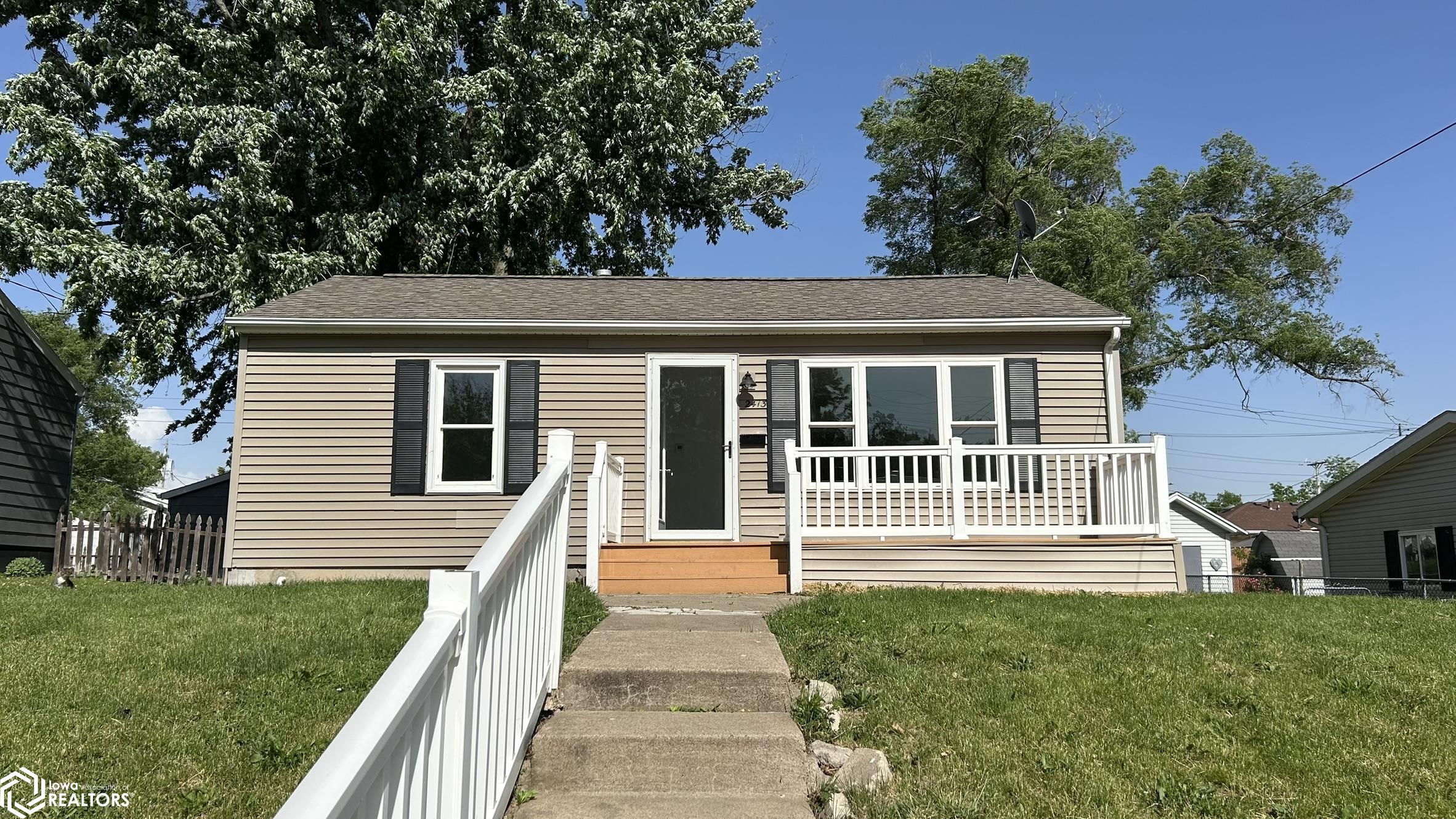 2413 Mckinley, Keokuk, Iowa image 1