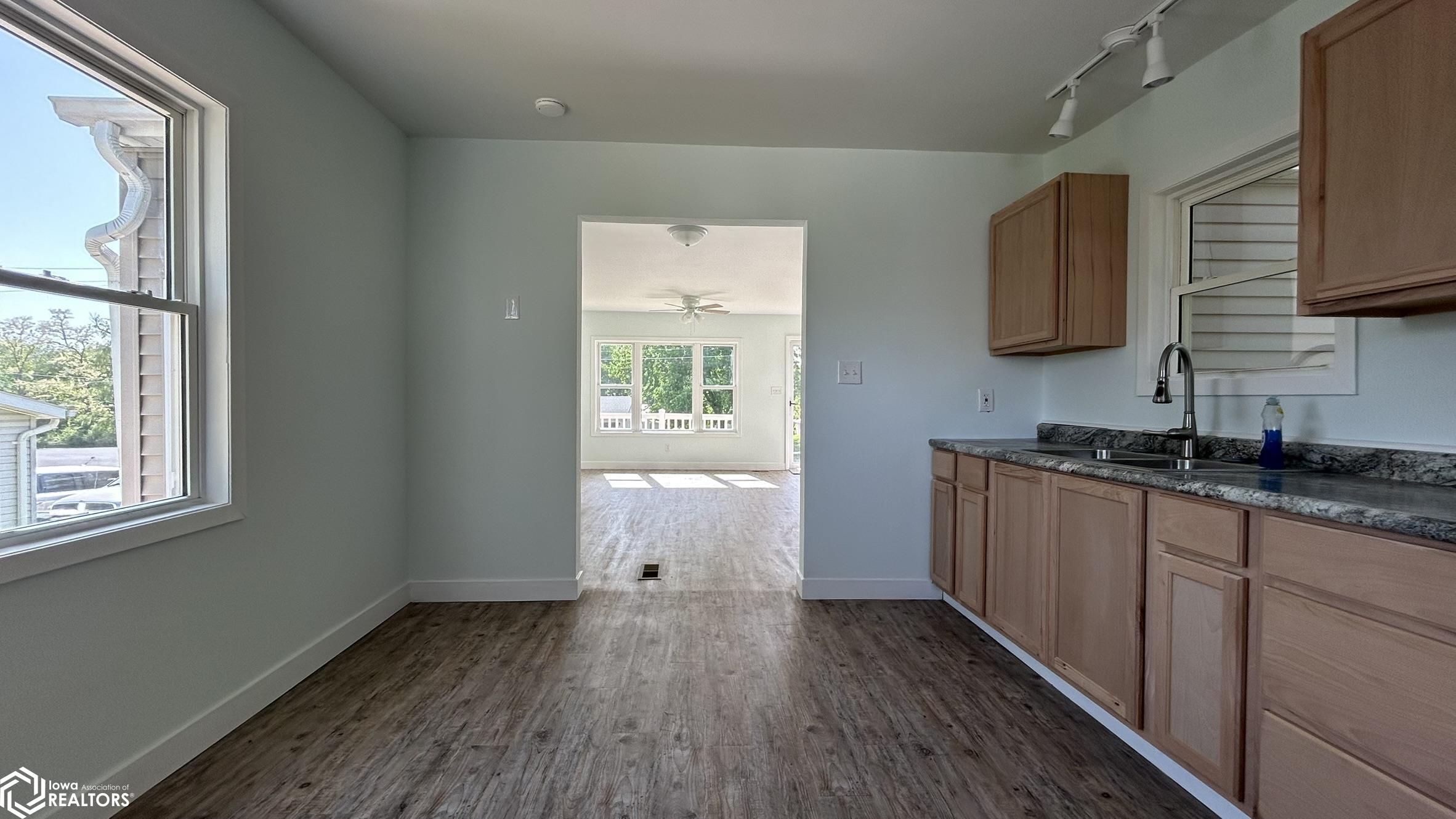 2413 Mckinley, Keokuk, Iowa image 6