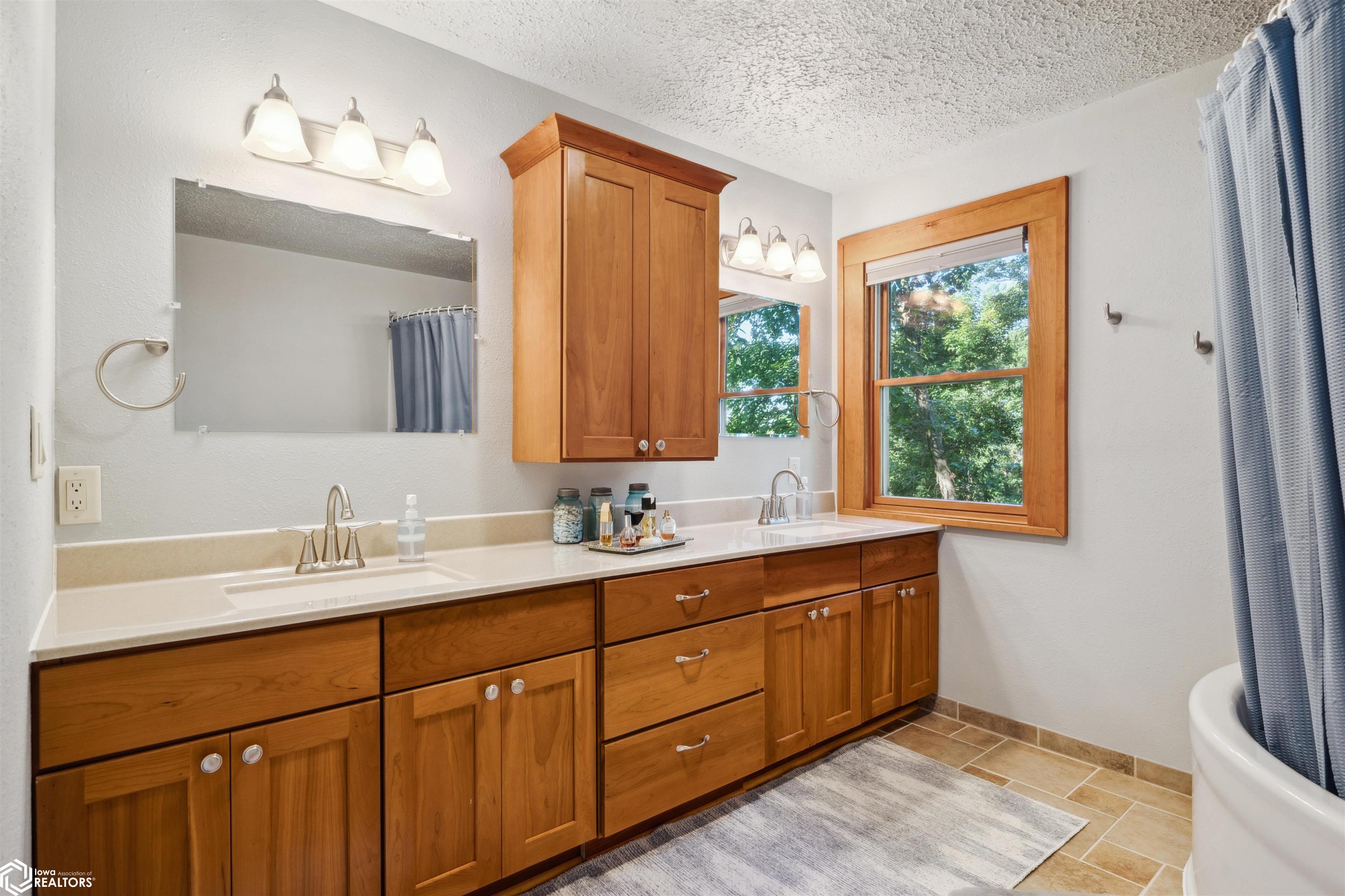 1408 200th Street, Mount Pleasant, Iowa image 21