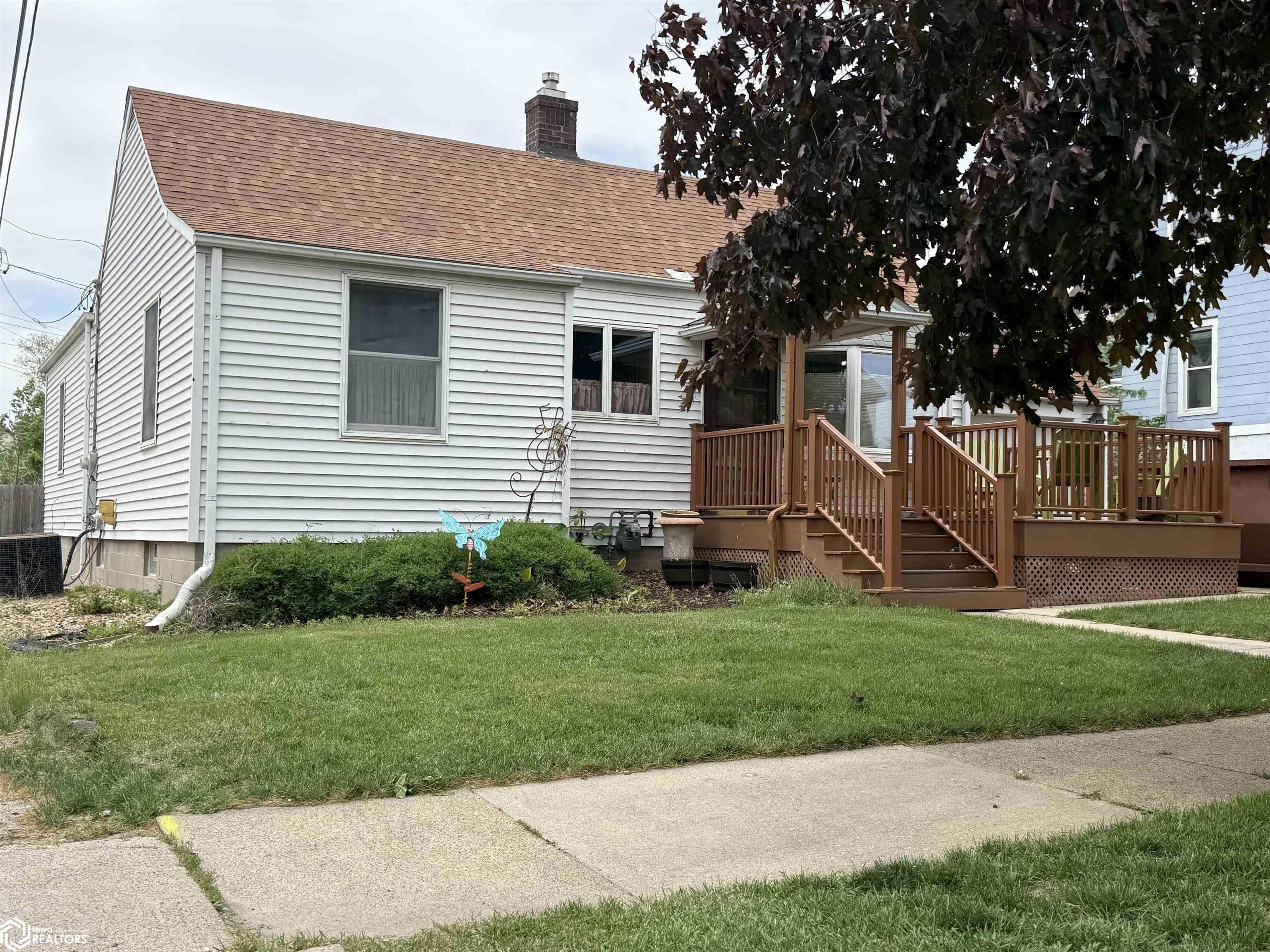 5 S 5th Street, Marshalltown, Iowa image 1