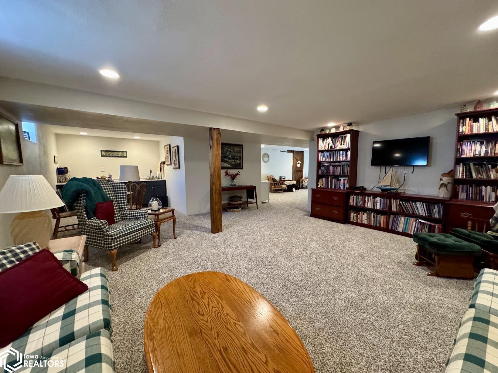 2601 S 14th Street, Burlington, Iowa image 25