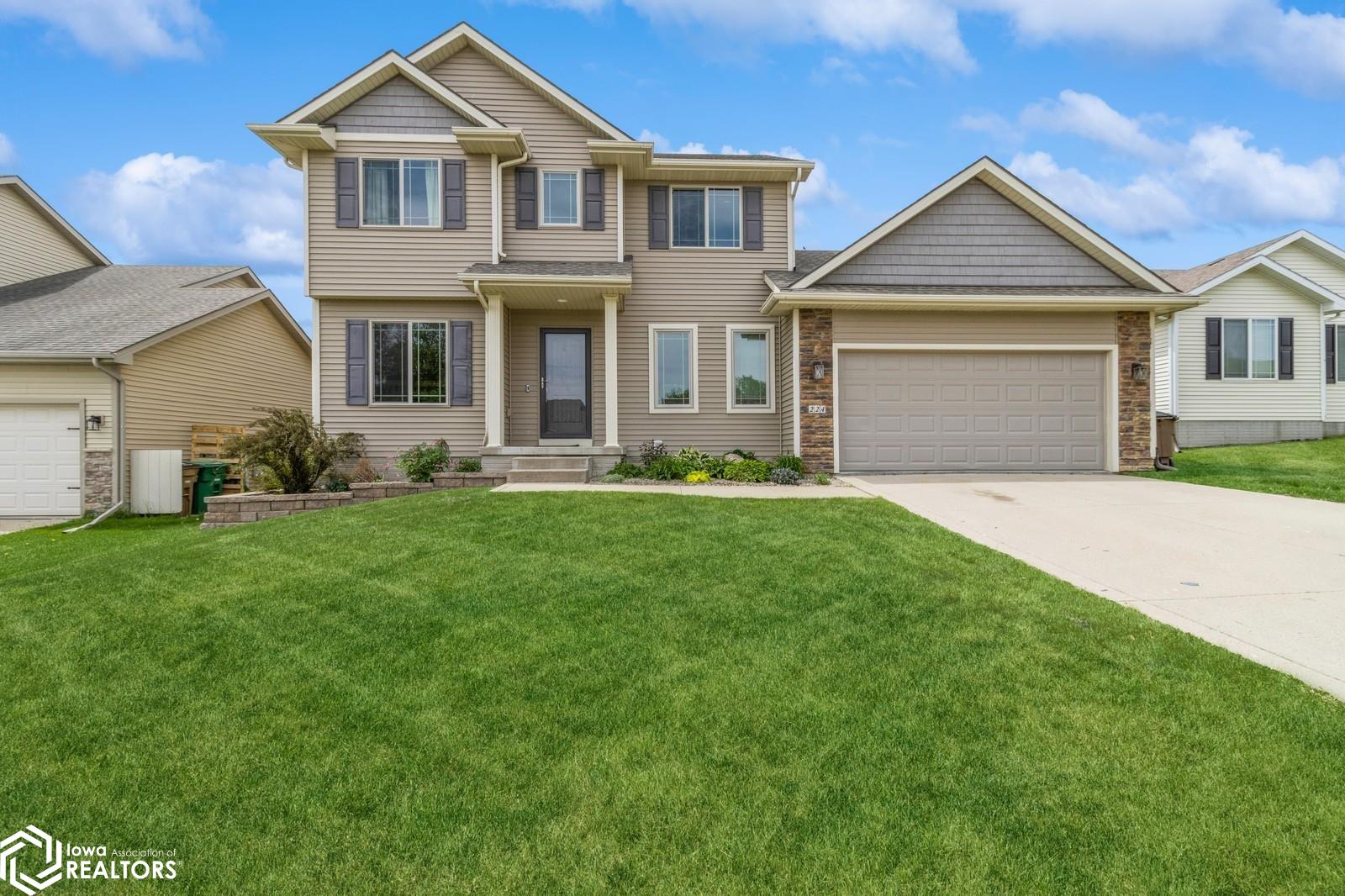 224 Elm Avenue, Norwalk, Iowa image 1