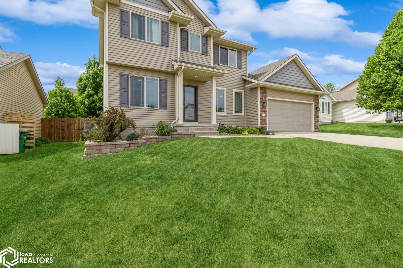 224 Elm Avenue, Norwalk, Iowa image 2