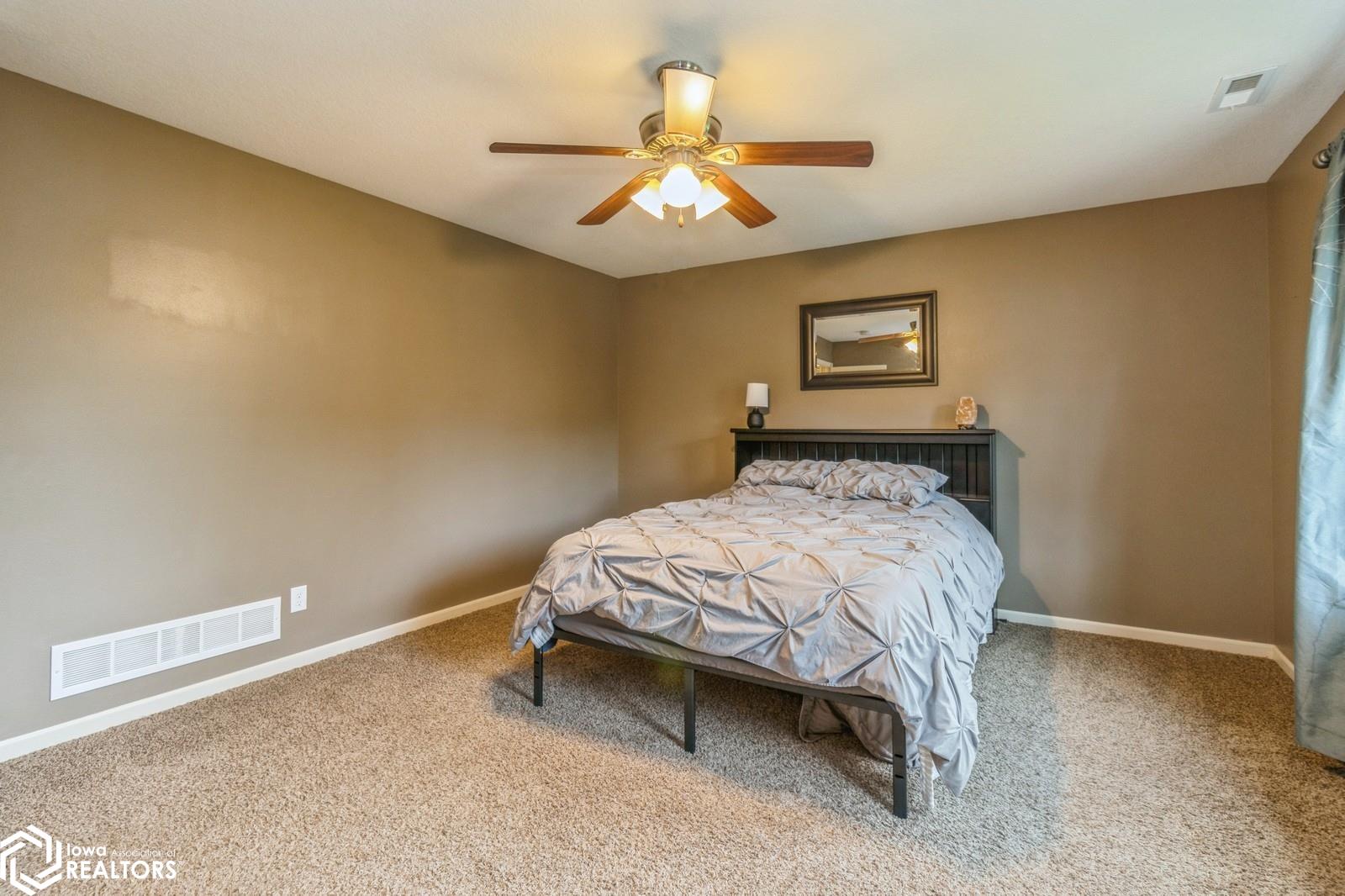 224 Elm Avenue, Norwalk, Iowa image 21