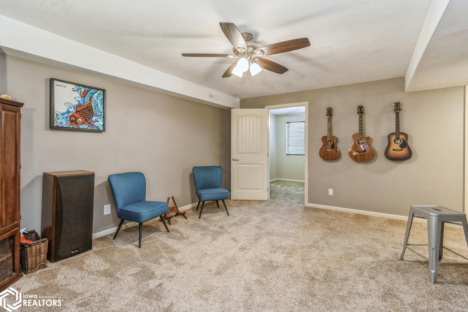 224 Elm Avenue, Norwalk, Iowa image 33