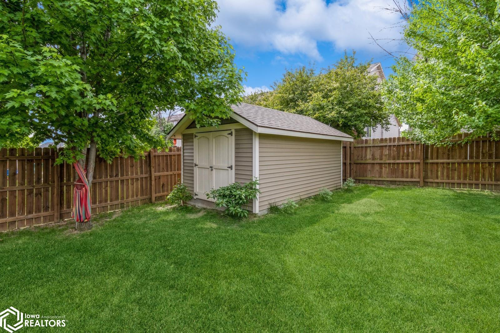 224 Elm Avenue, Norwalk, Iowa image 48
