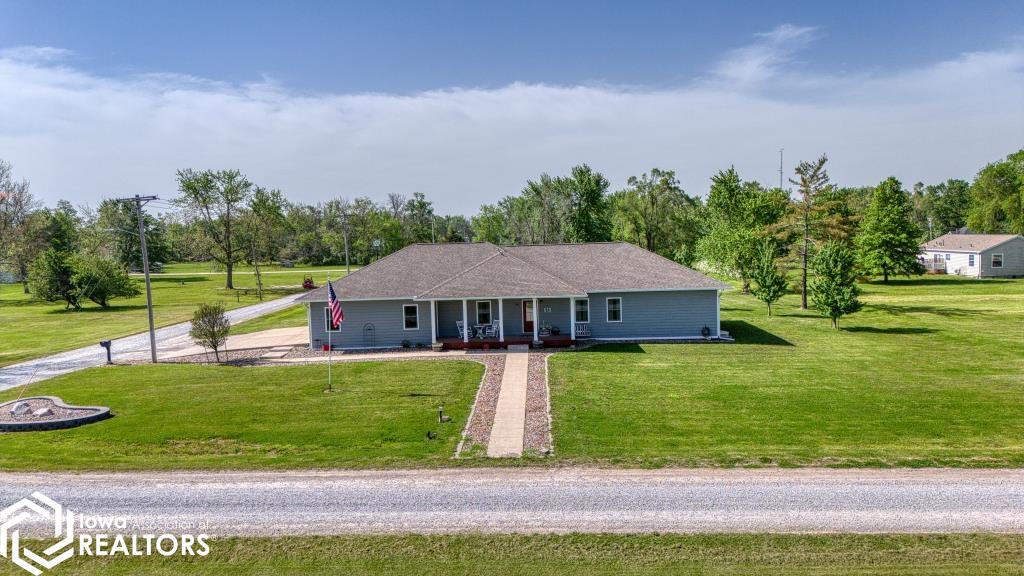 200 W Wright Street, Seymour, Iowa image 1