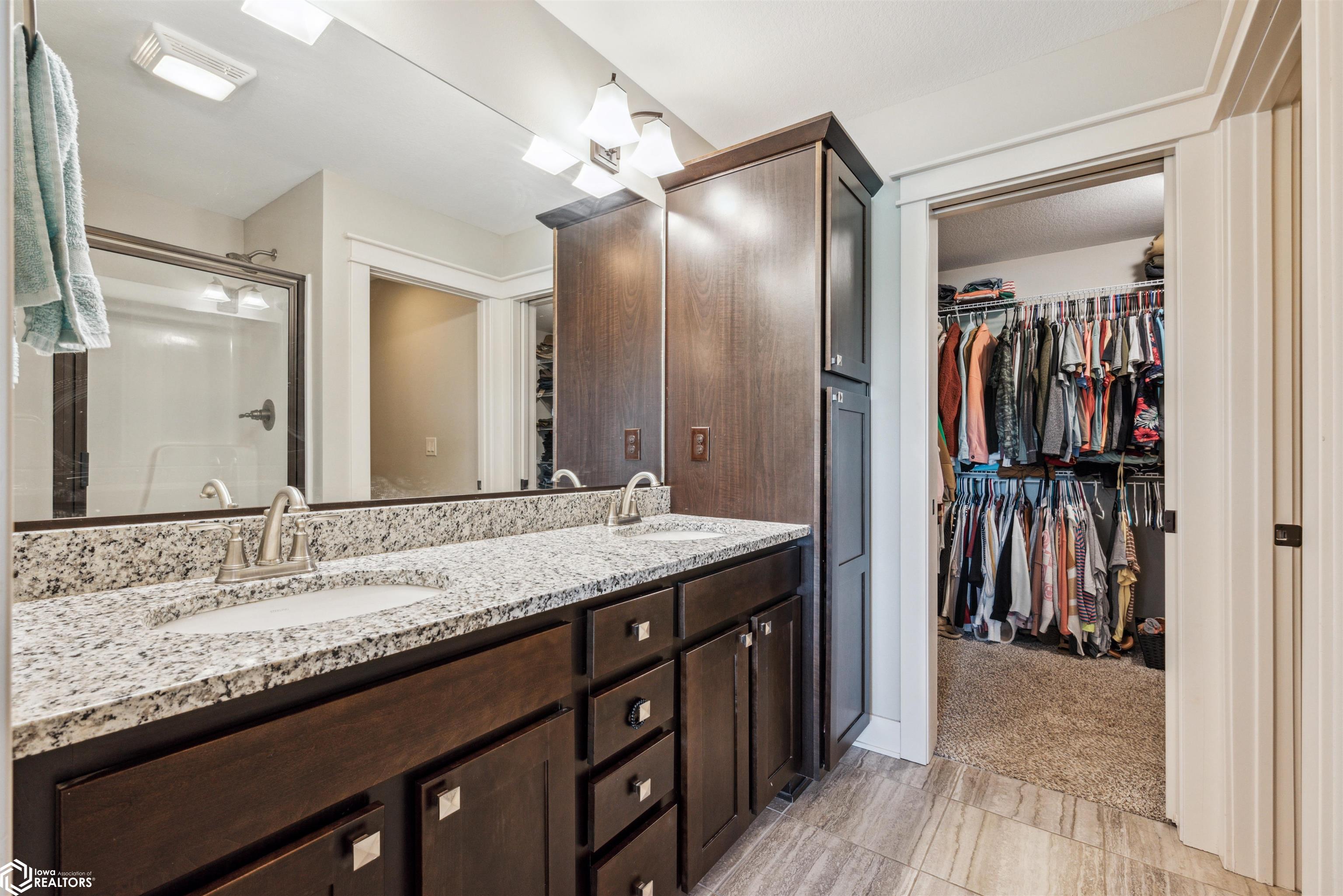 629 Mallard Pointe Drive, Bondurant, Iowa image 25