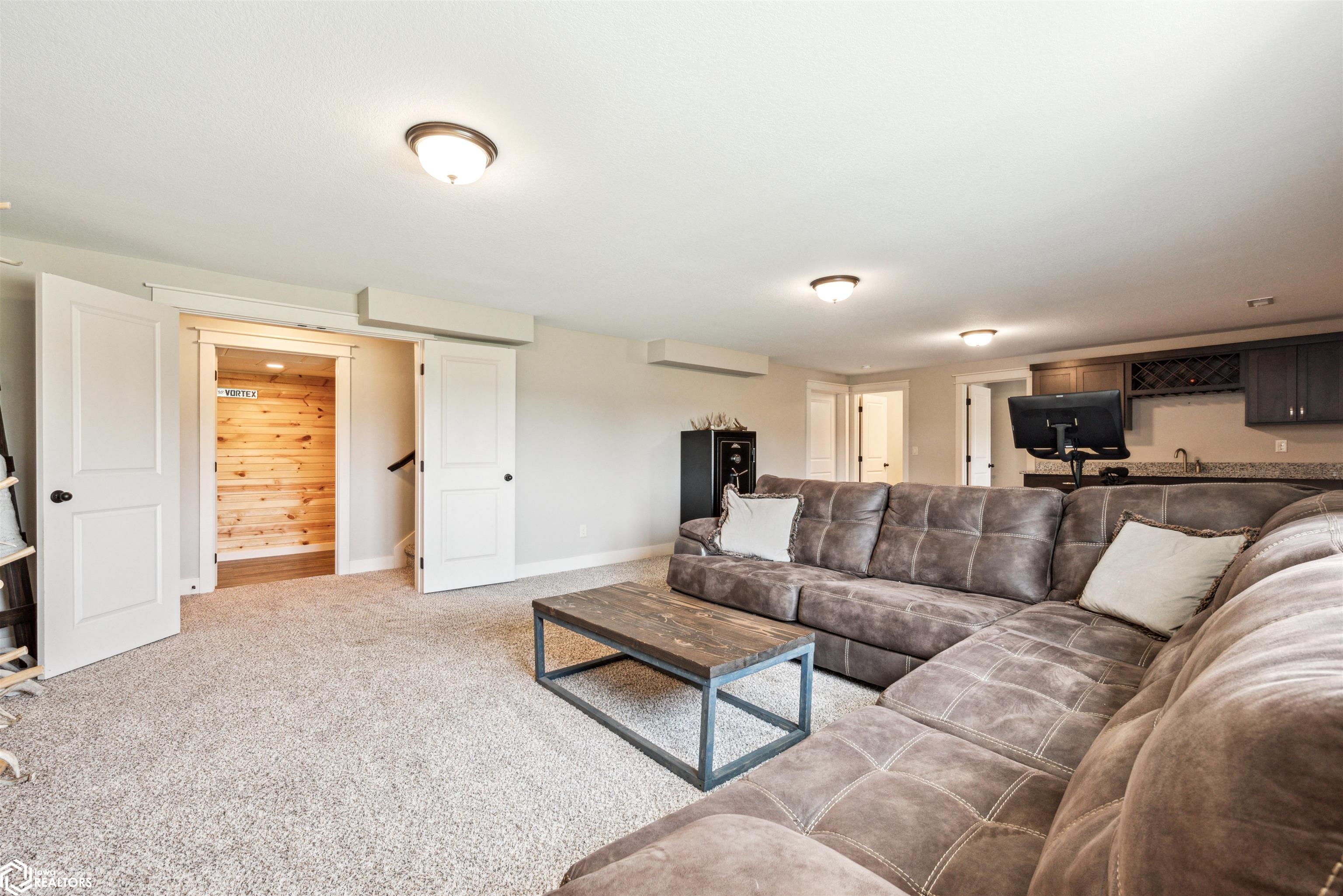 629 Mallard Pointe Drive, Bondurant, Iowa image 29
