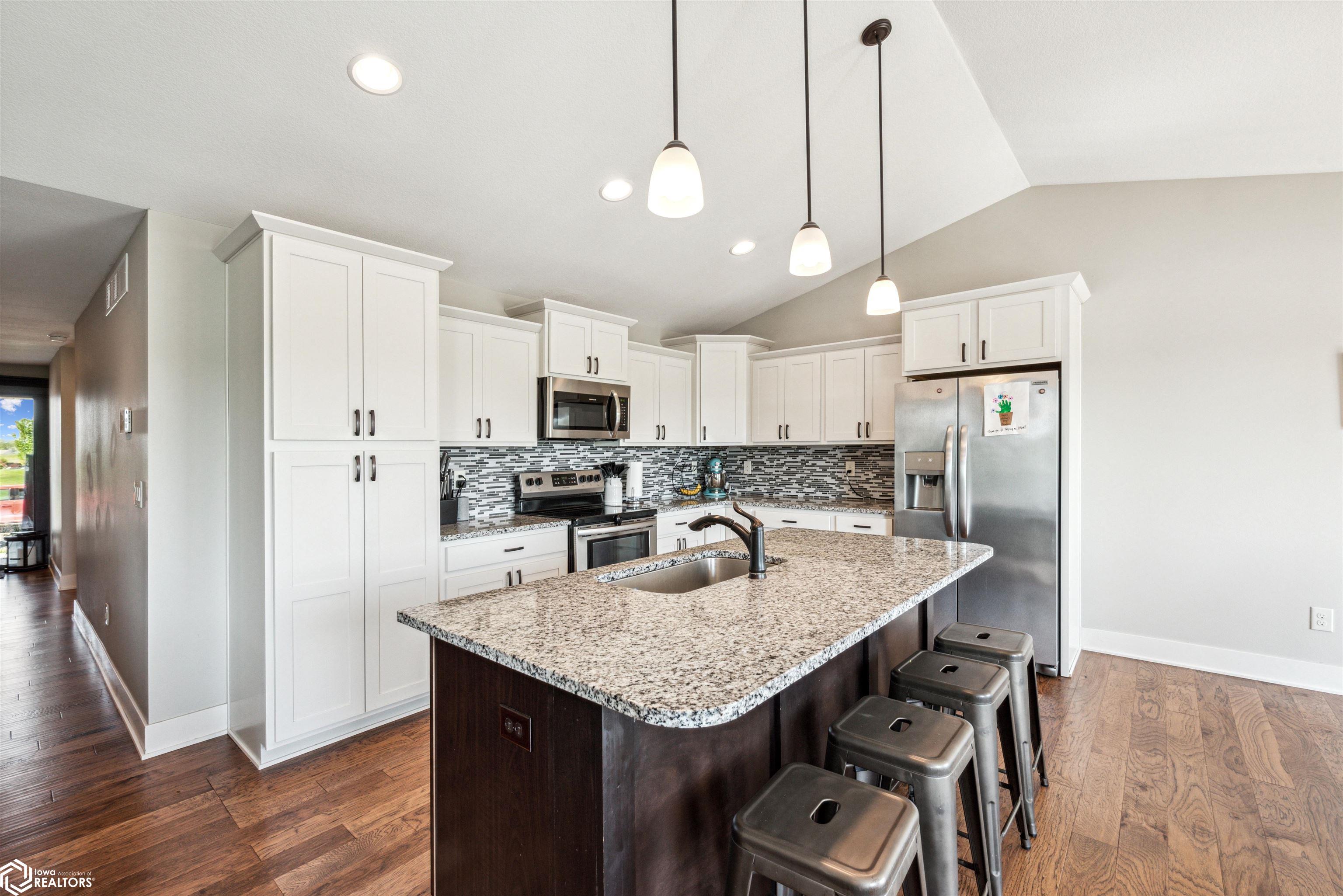 629 Mallard Pointe Drive, Bondurant, Iowa image 10