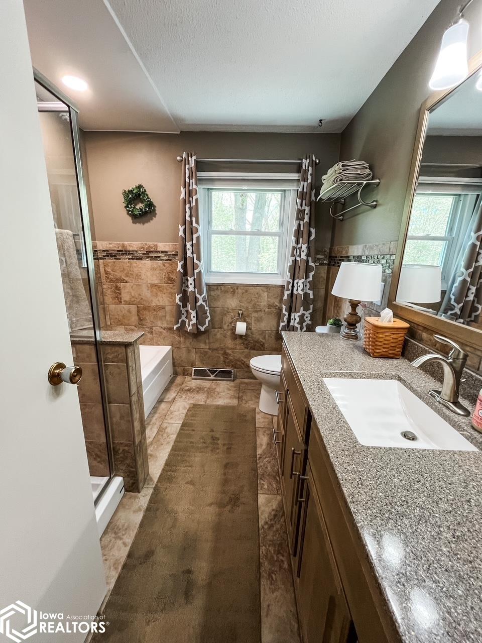 11781 Northview Drive, Burlington, Iowa image 8