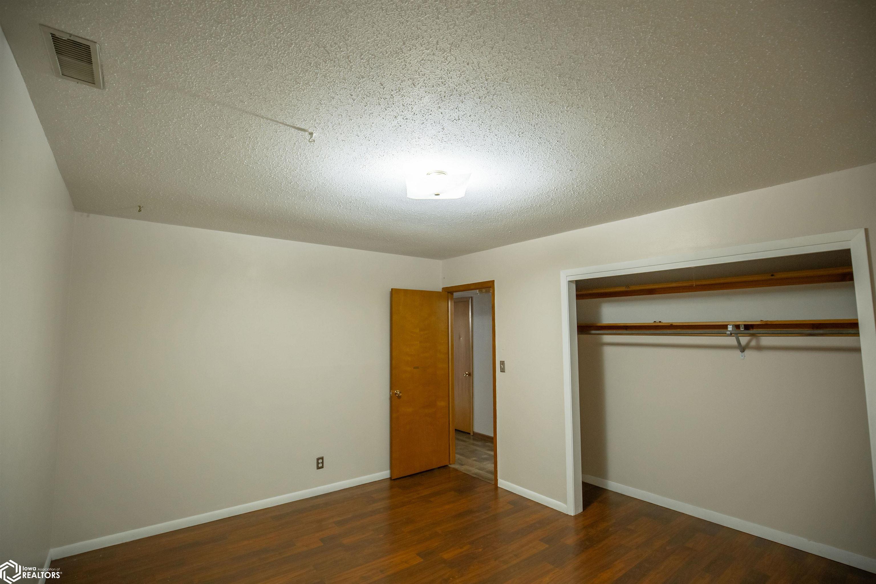 711 E Chubb Street, Algona, Iowa image 34