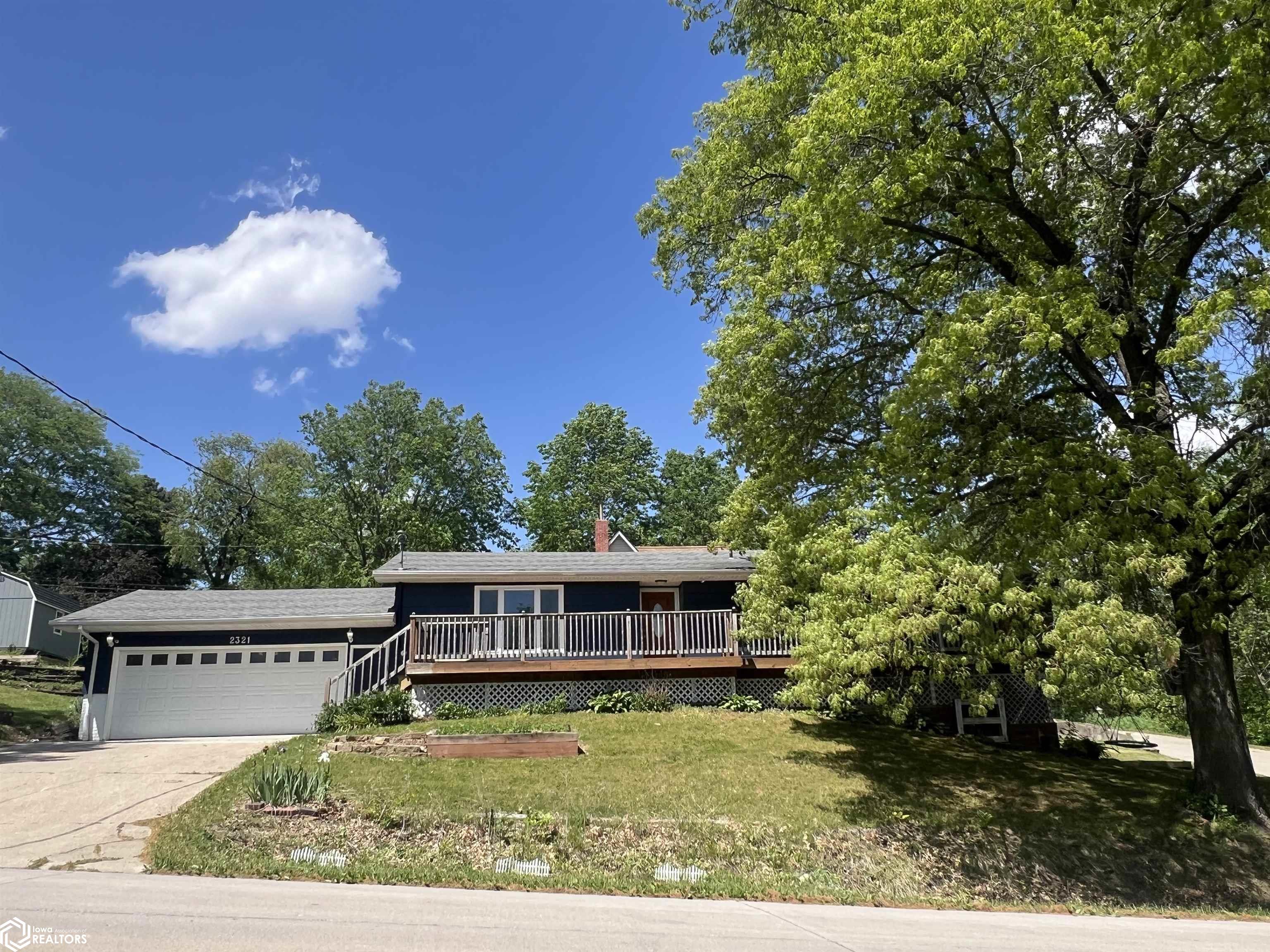 2321 9th Avenue, University Park, Iowa image 2
