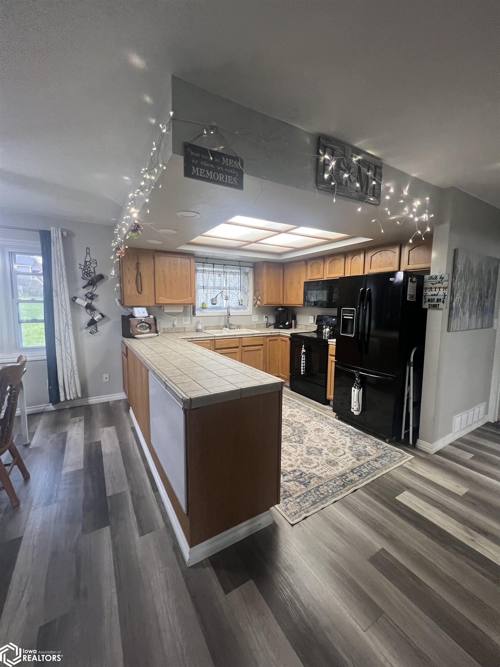 2321 9th Avenue, University Park, Iowa image 12