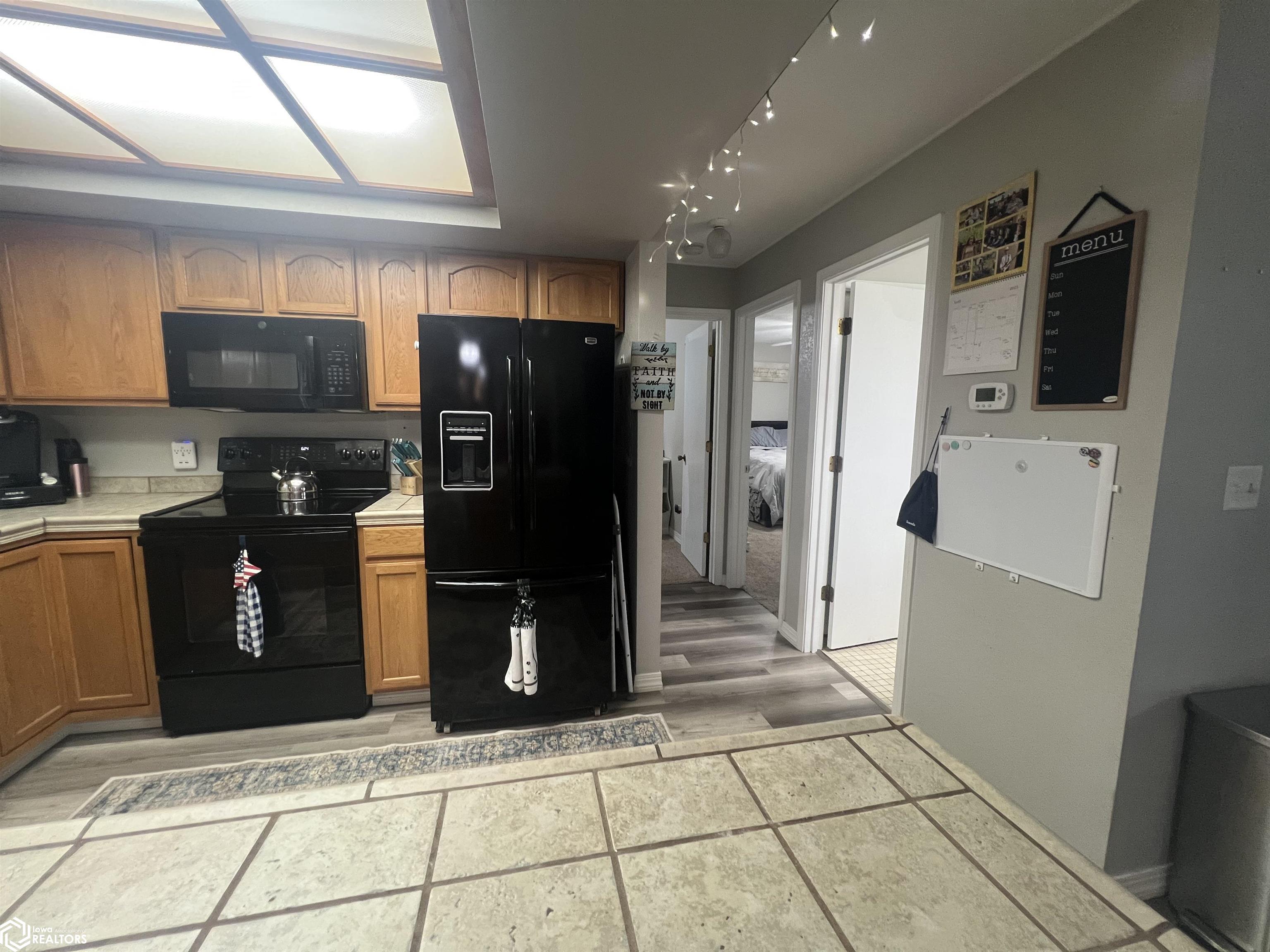 2321 9th Avenue, University Park, Iowa image 14