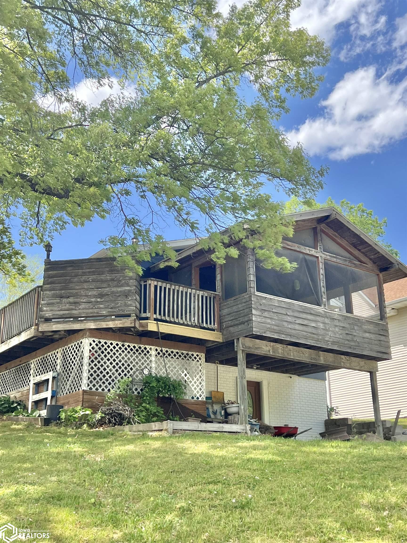2321 9th Avenue, University Park, Iowa image 9