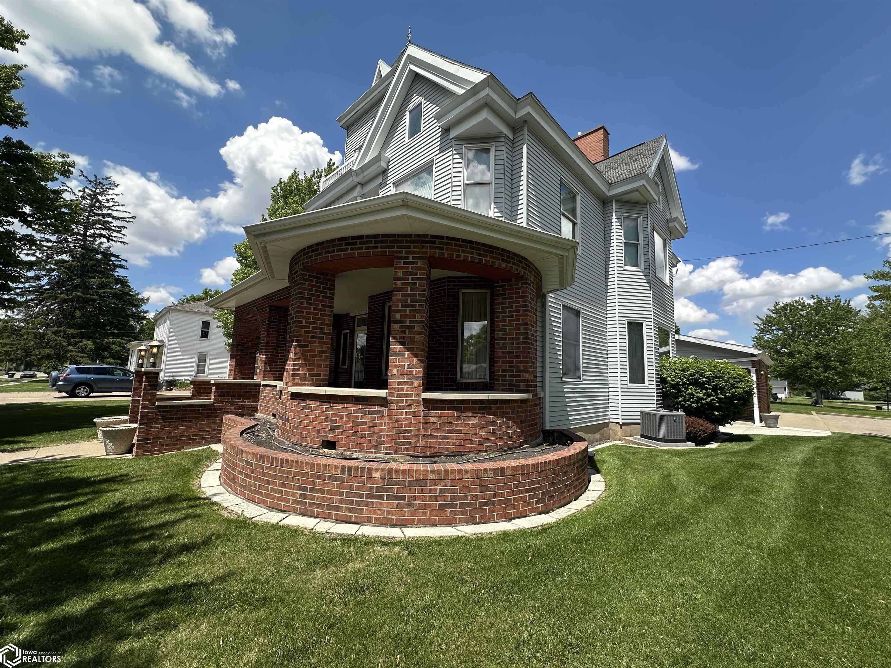 1011 Middle Street, Mediapolis, Iowa image 3
