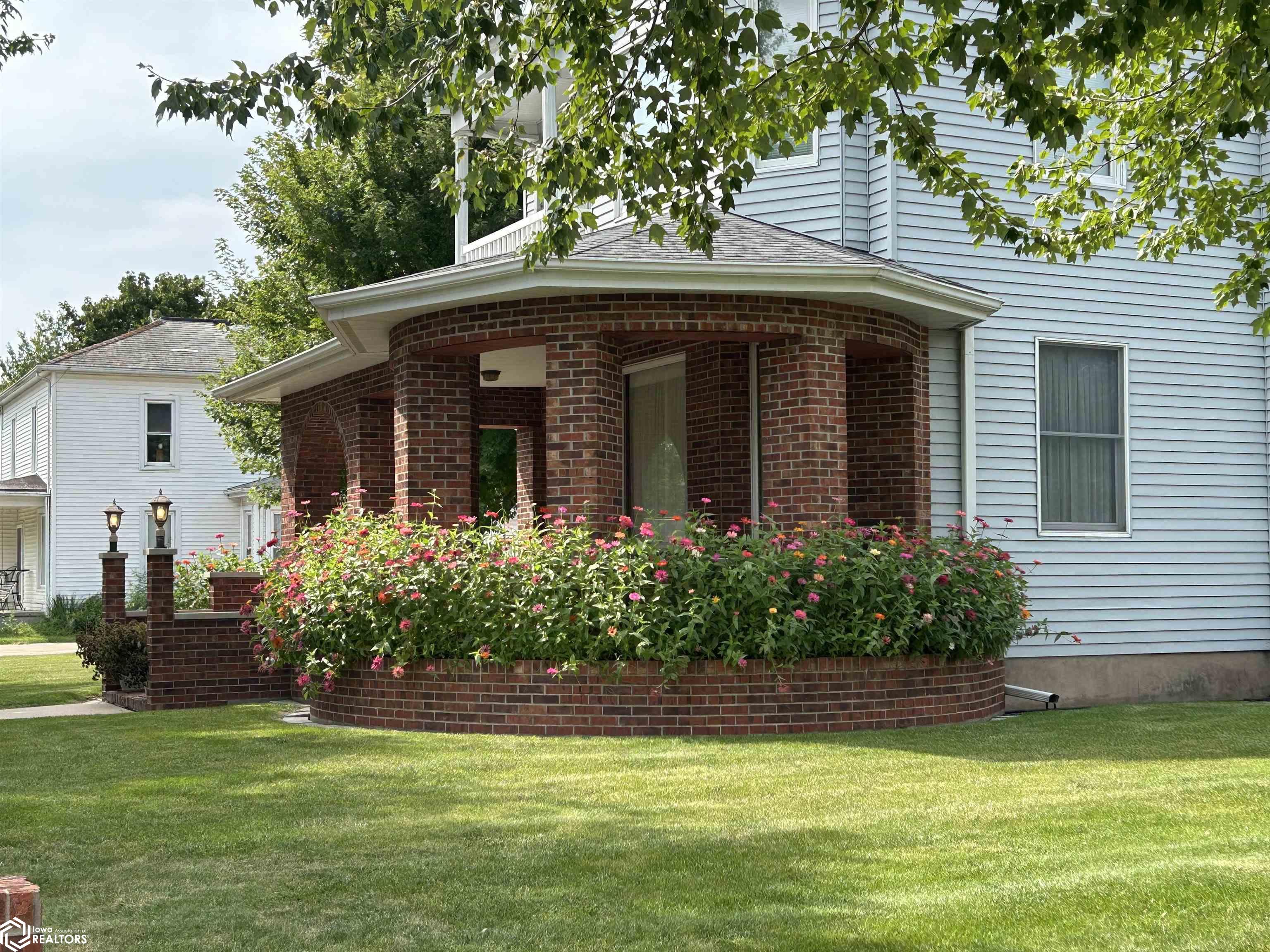 1011 Middle Street, Mediapolis, Iowa image 4