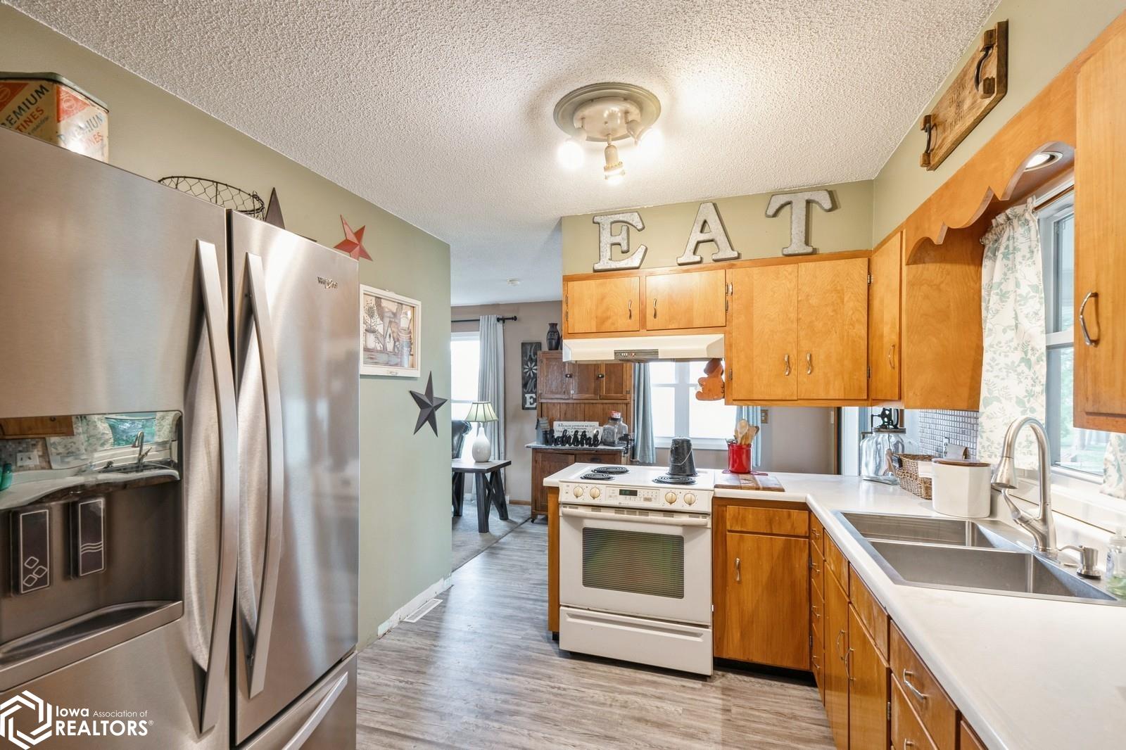 110 Sunnyside Drive, Montezuma, Iowa image 13