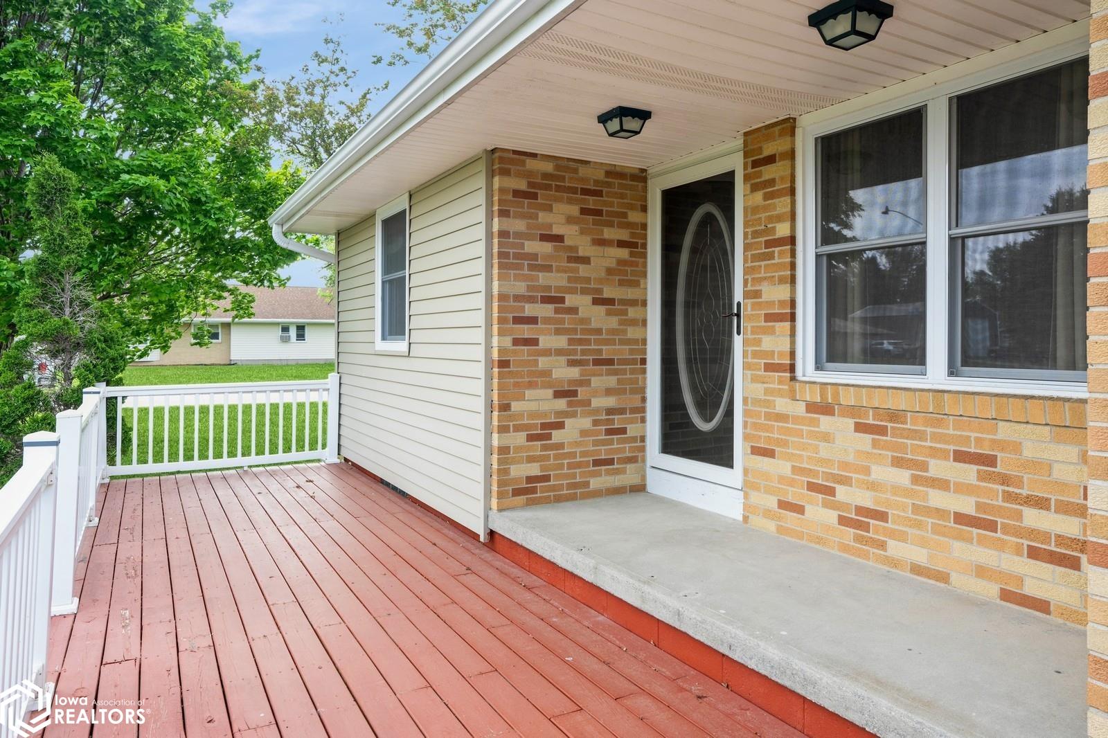110 Sunnyside Drive, Montezuma, Iowa image 4