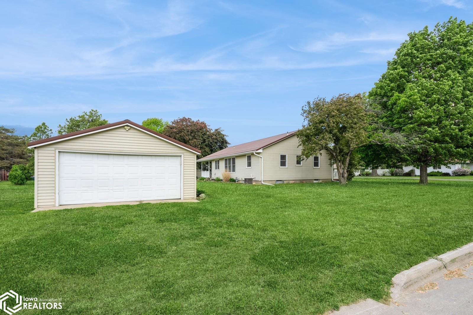 110 Sunnyside Drive, Montezuma, Iowa image 33