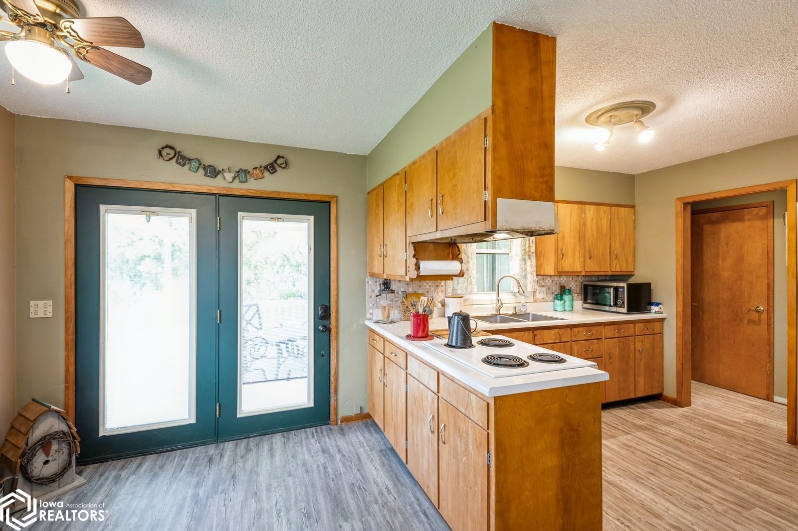 110 Sunnyside Drive, Montezuma, Iowa image 10